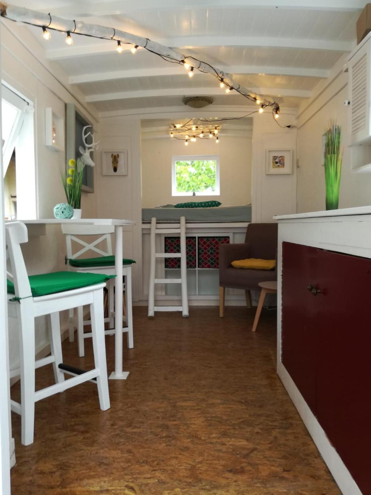 Mobile Home photo 1