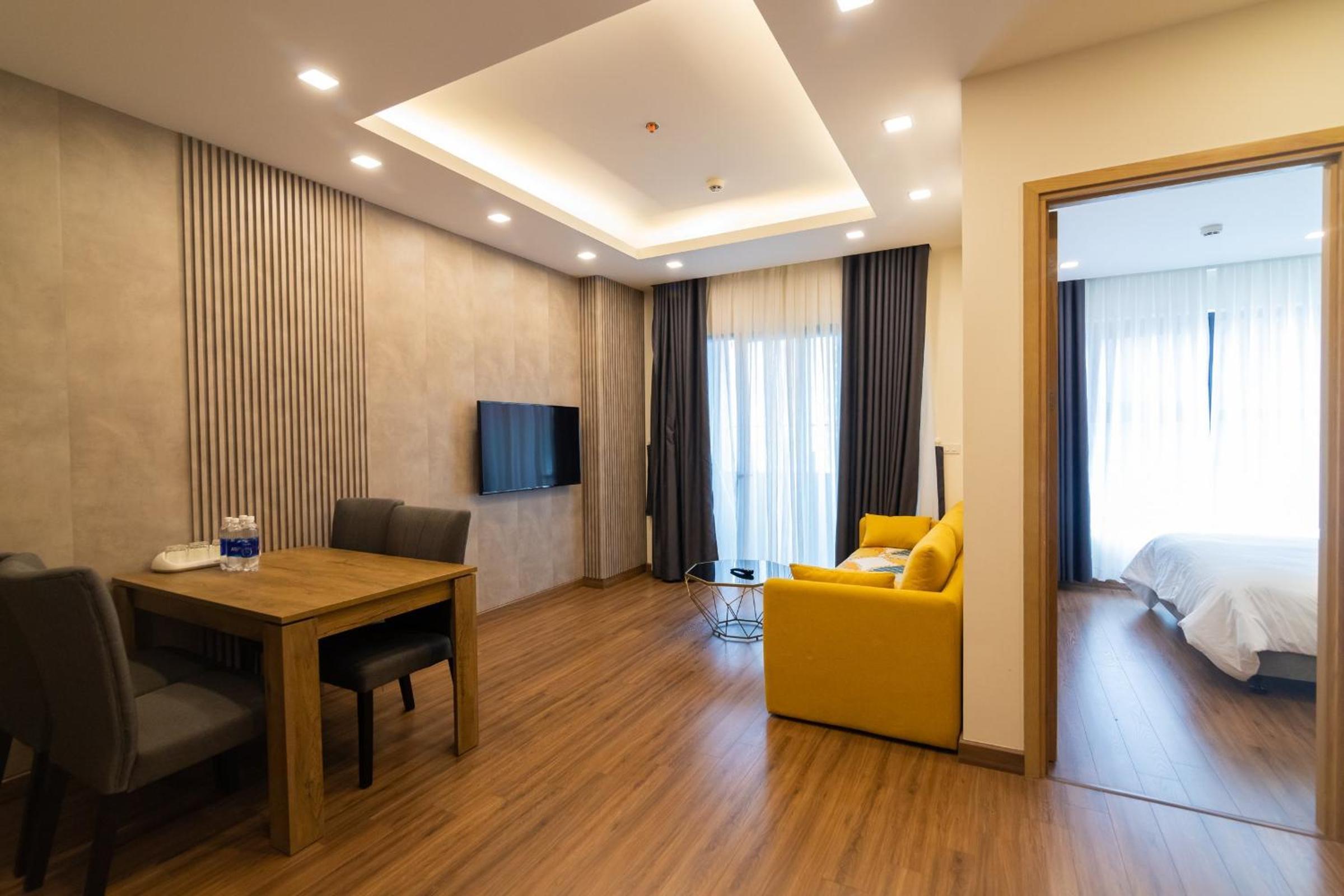 Two-Bedroom Apartment - Photo 20
