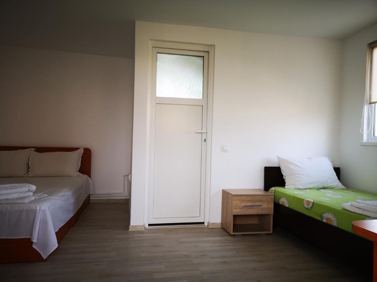 Triple Room with Garden View