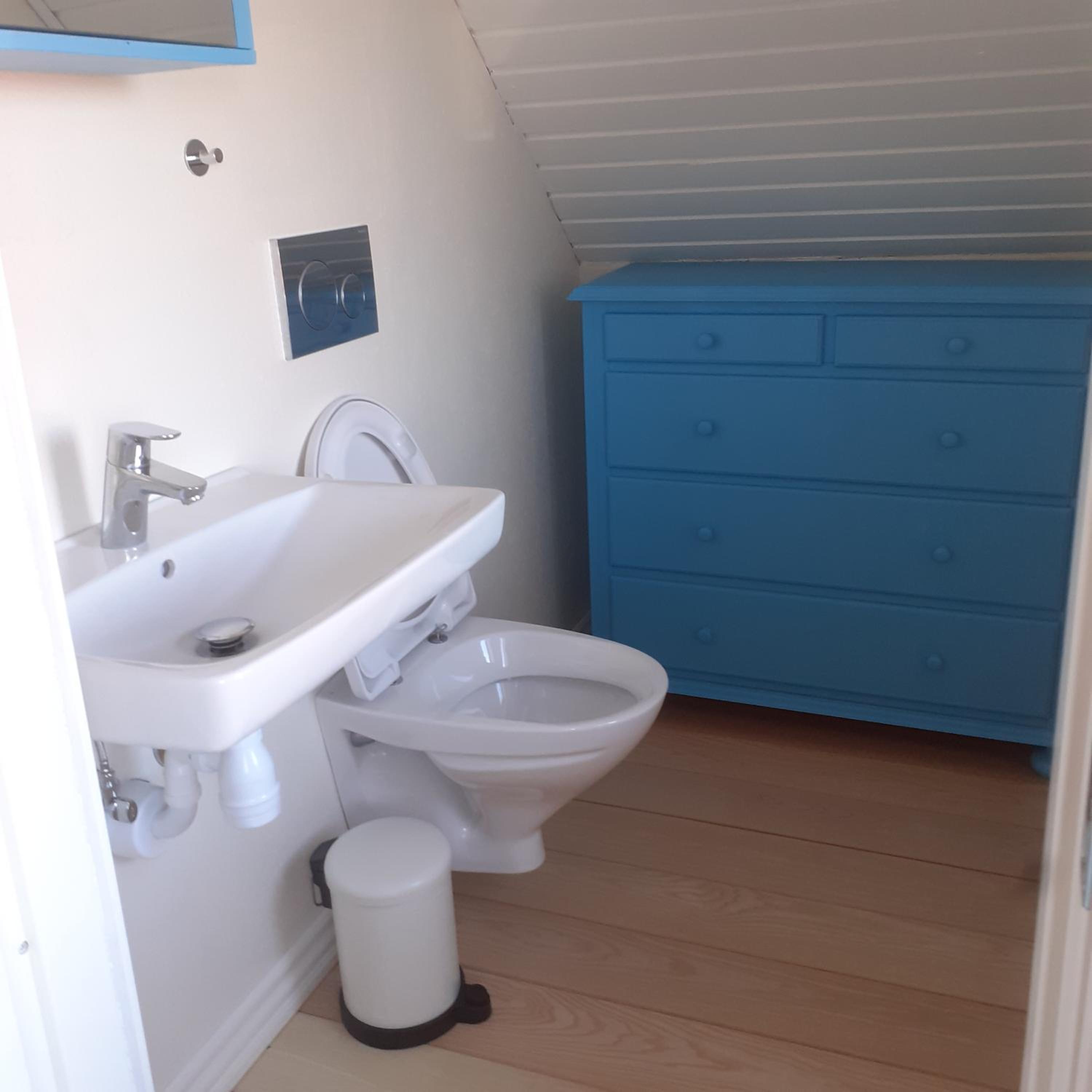 Triple Room with Shared Bathroom - First Floor photo 3