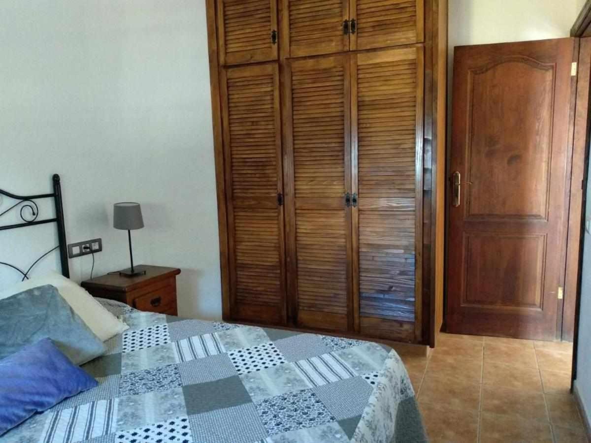 Two-Bedroom House photo 3