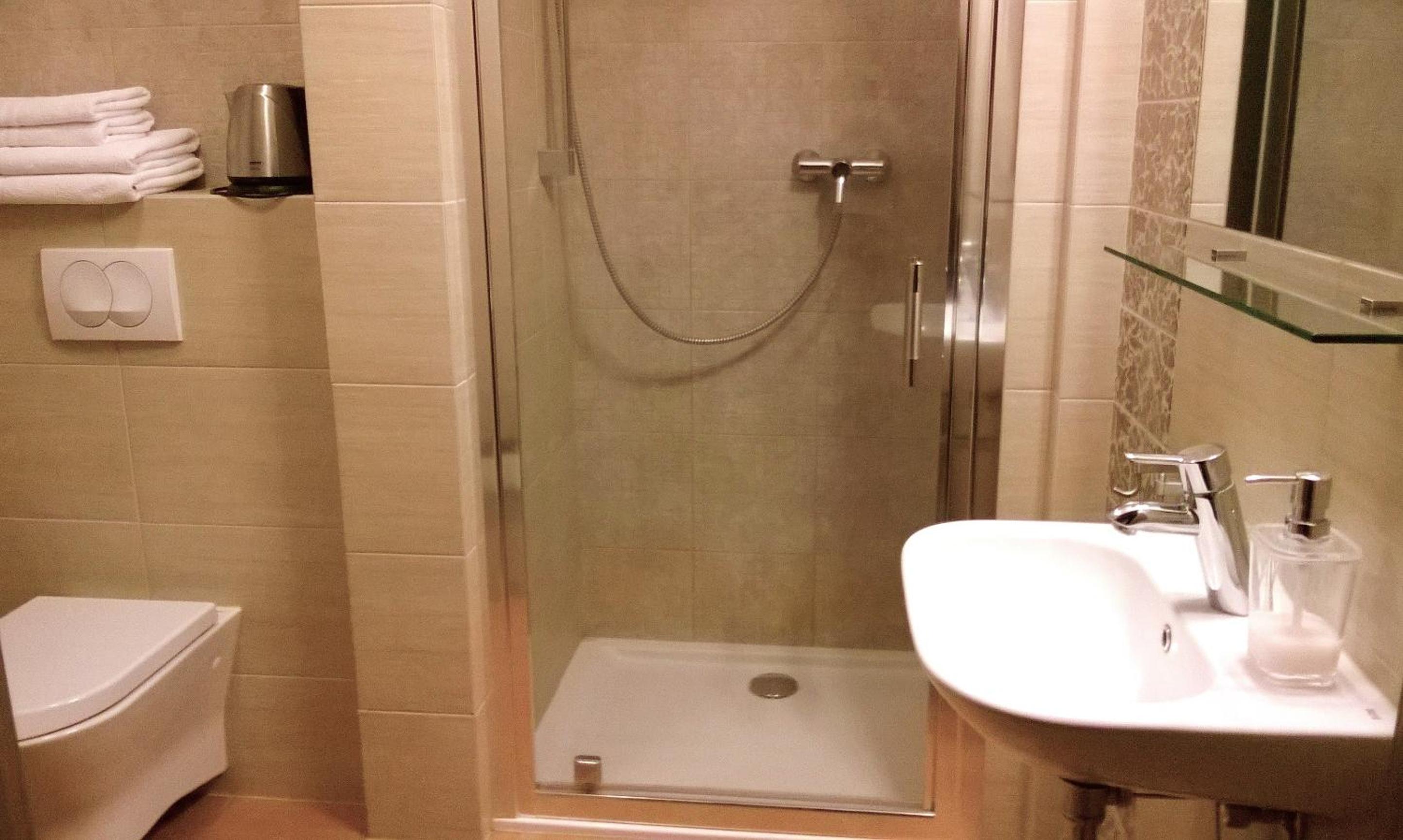 Double Room - Photo 4