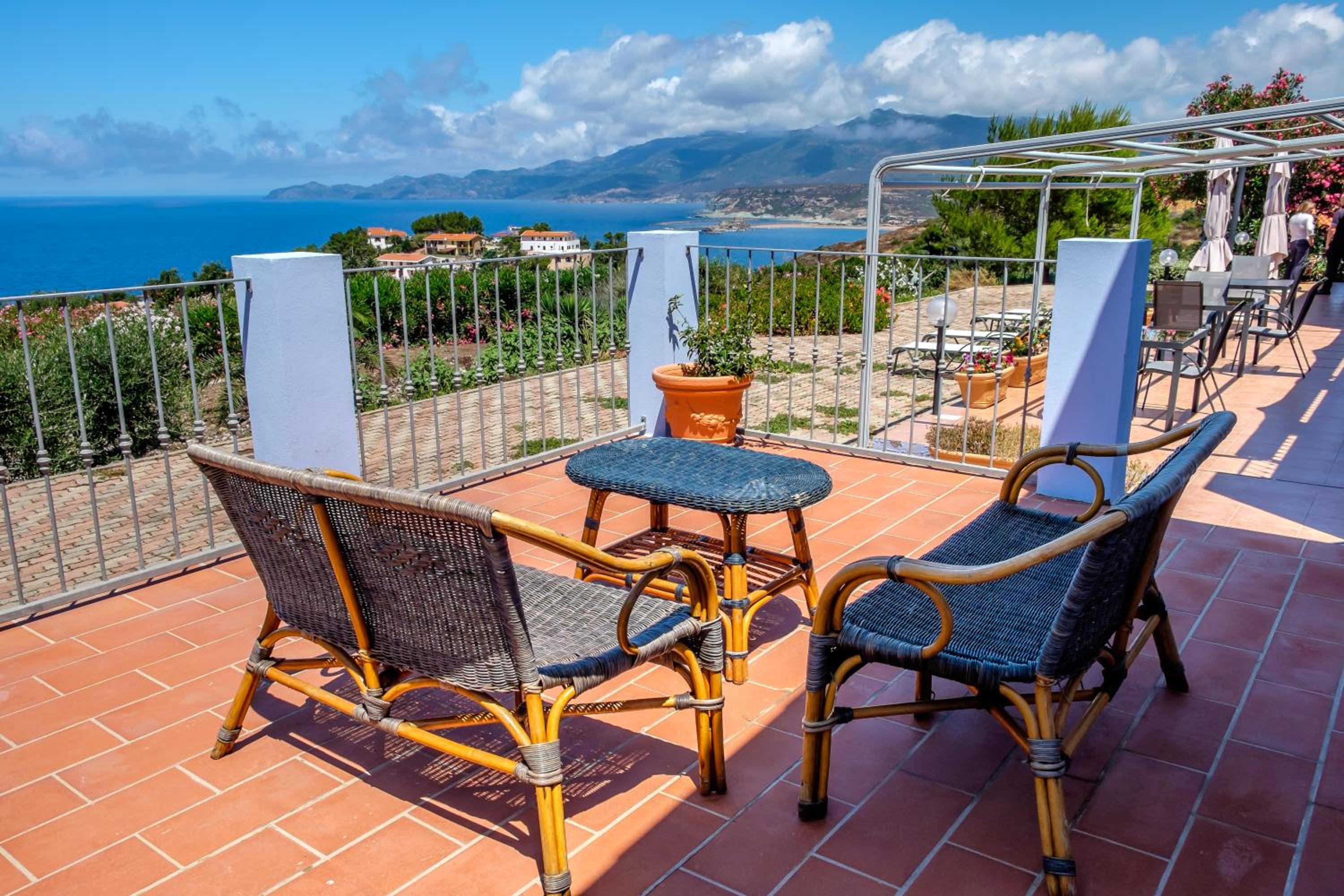 Family Room with Sea View photo 2