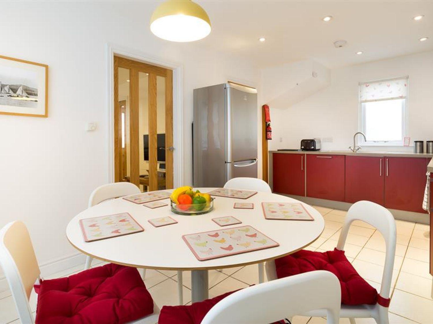 Three-Bedroom House - Photo 12