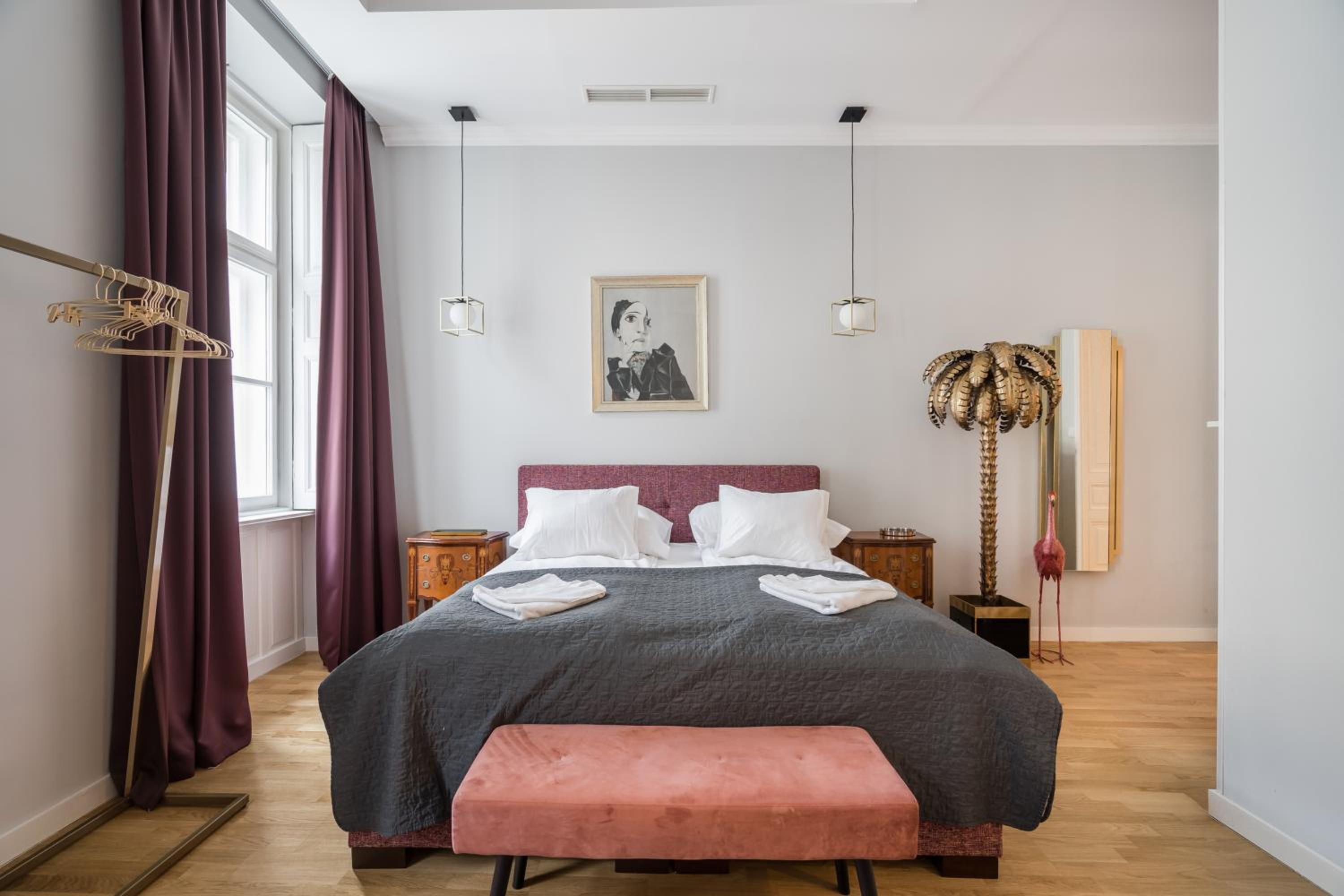 Three-Bedroom Apartment - Photo 8