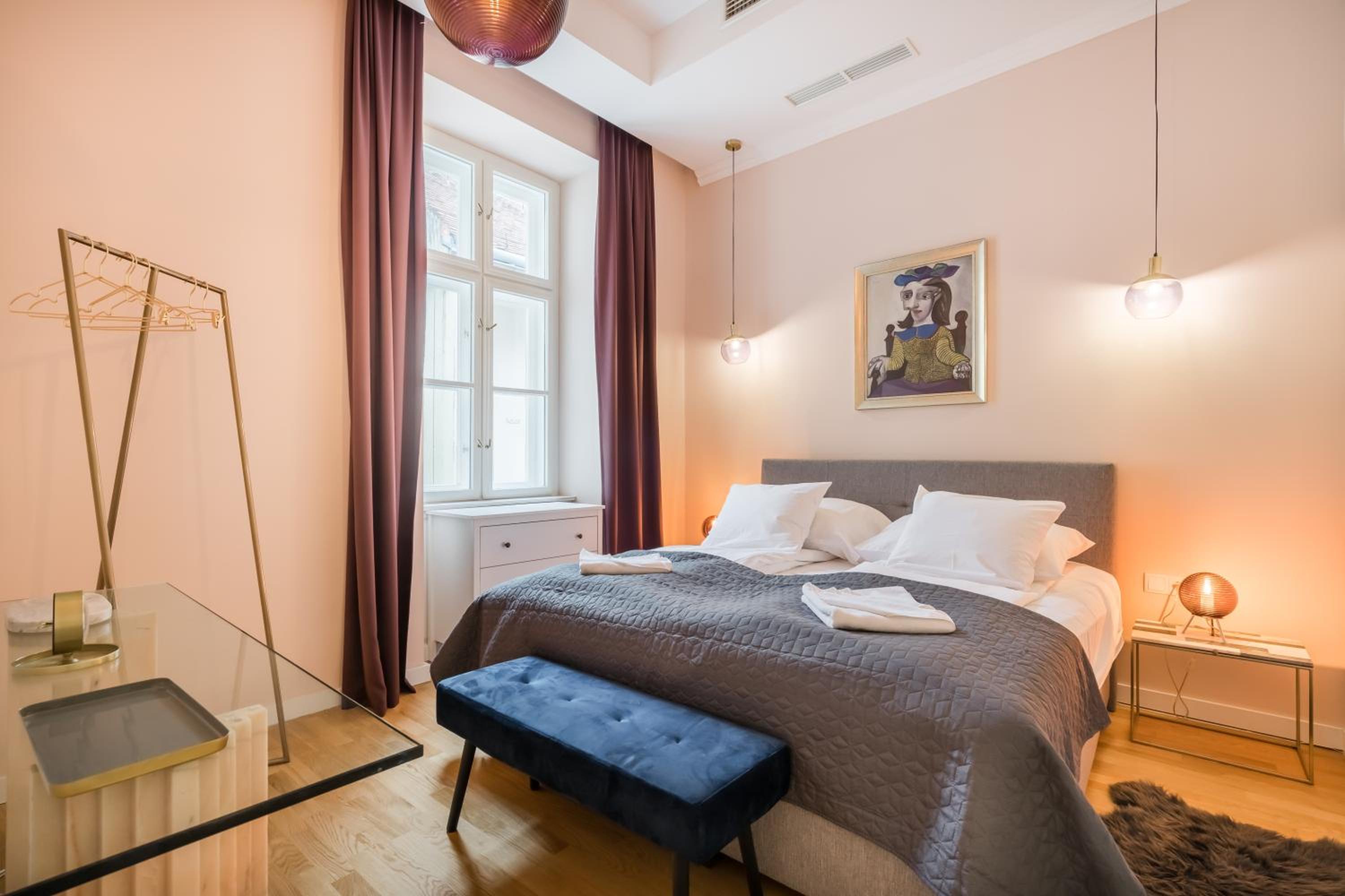 Three-Bedroom Apartment - Photo 9