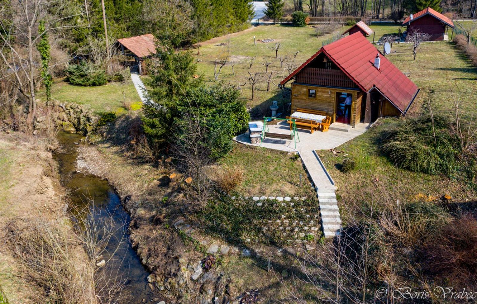 Wooden Cabin photo 1