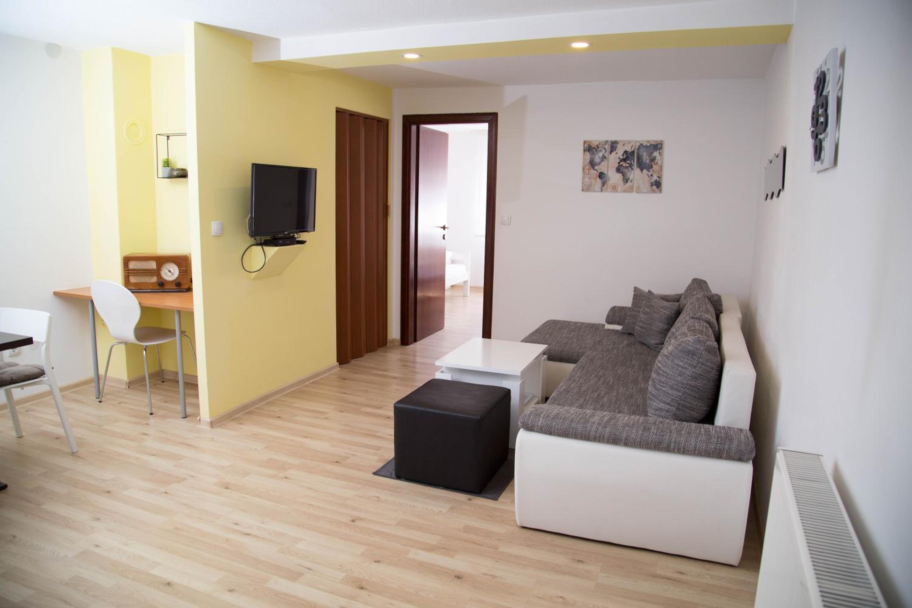 Apartment - Photo 21