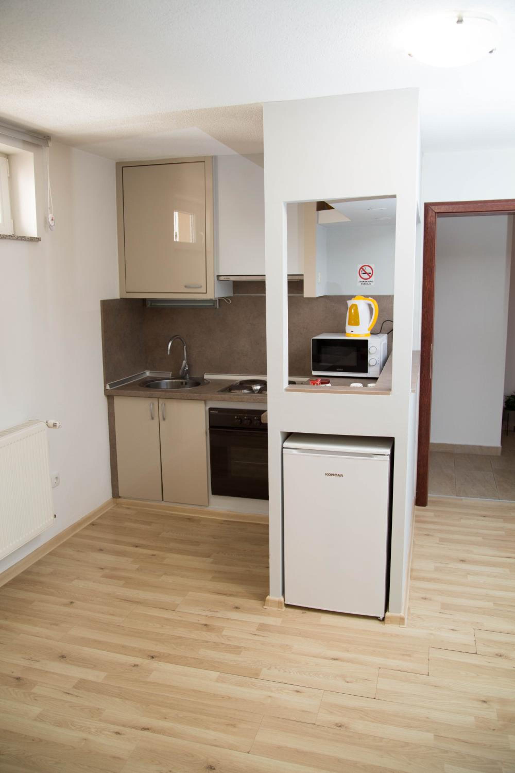 Apartment - Photo 20