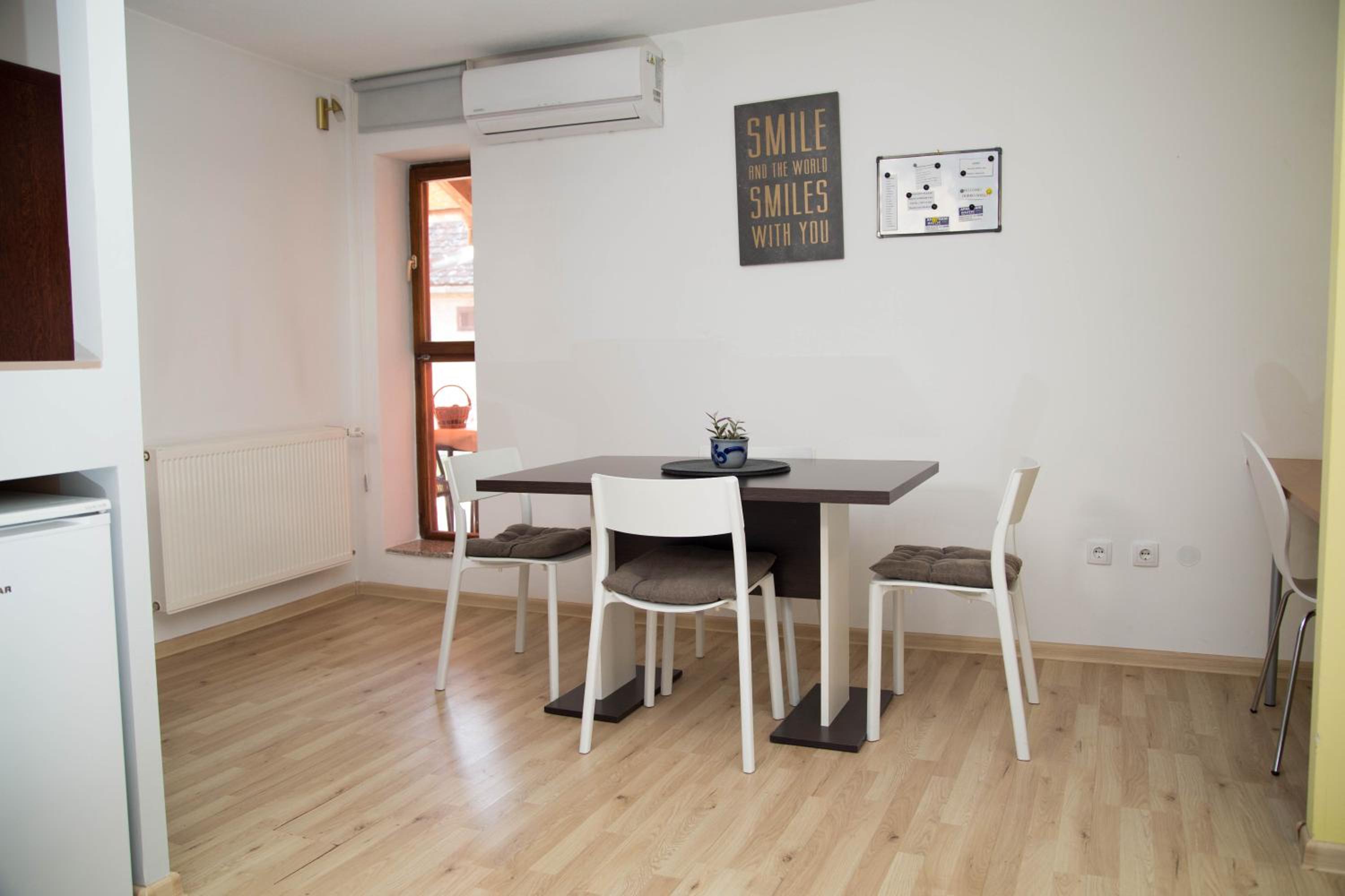 Apartment - Photo 18