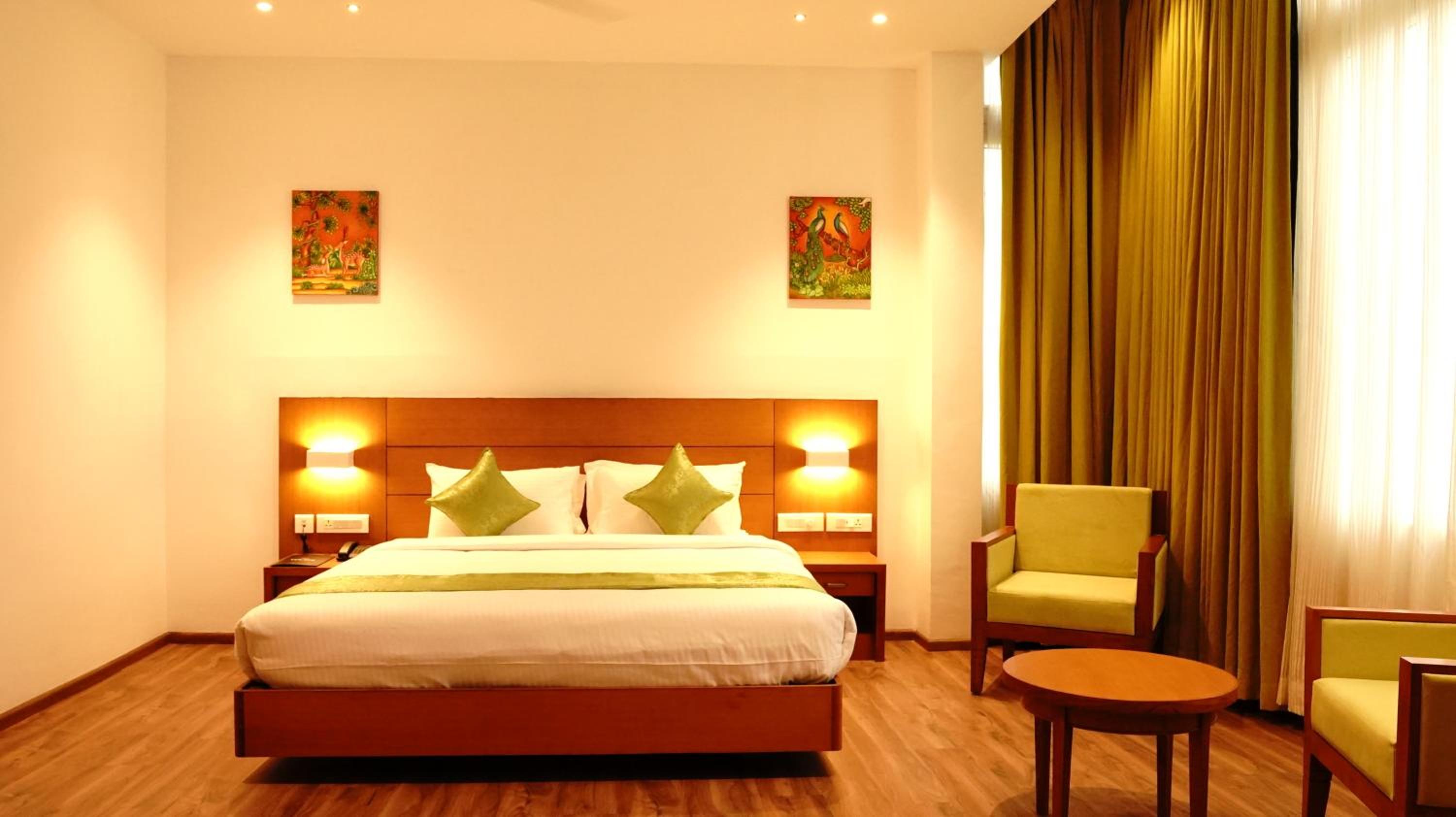 Deluxe Room - Photo 10