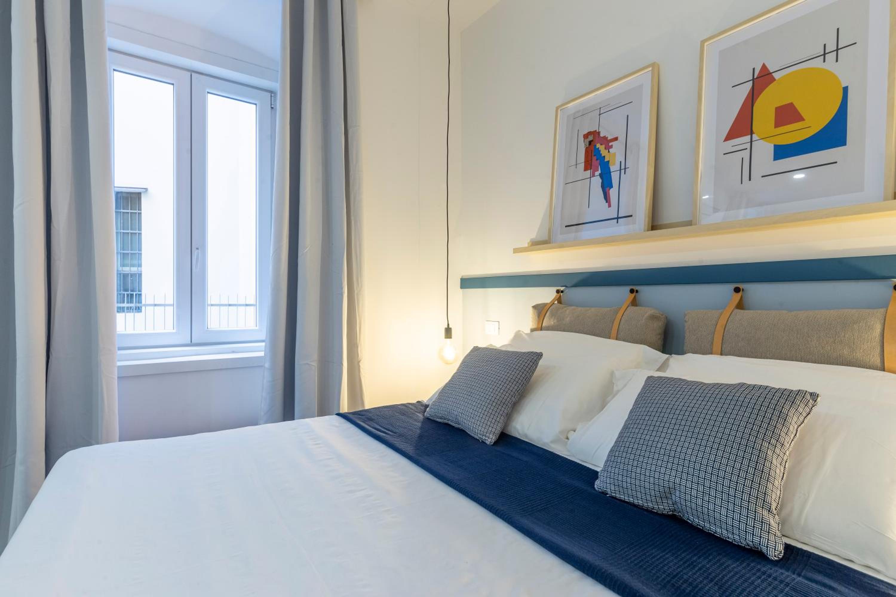 One-Bedroom Apartment - Photo 1
