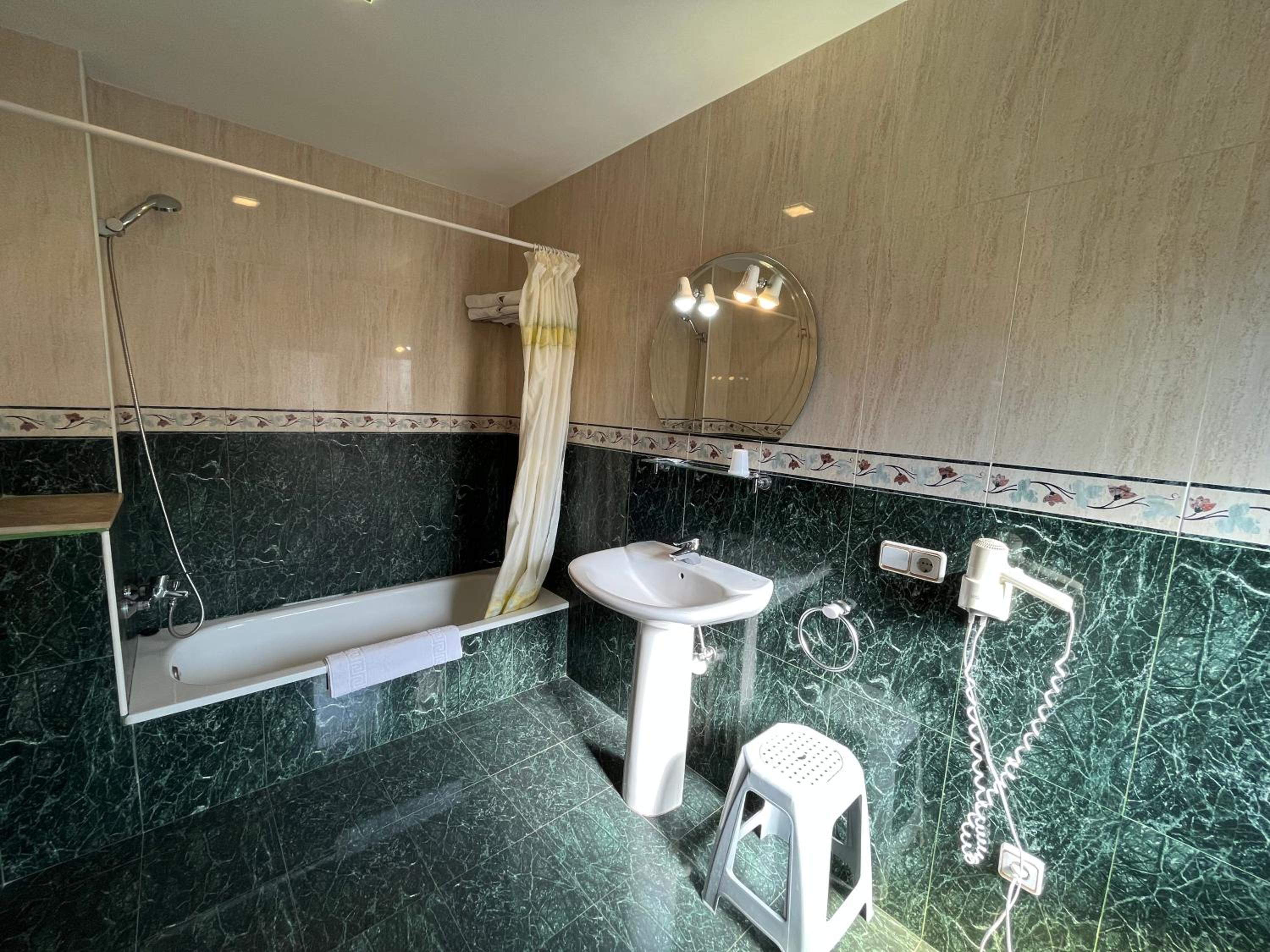 Superior Double Room - Photo 6