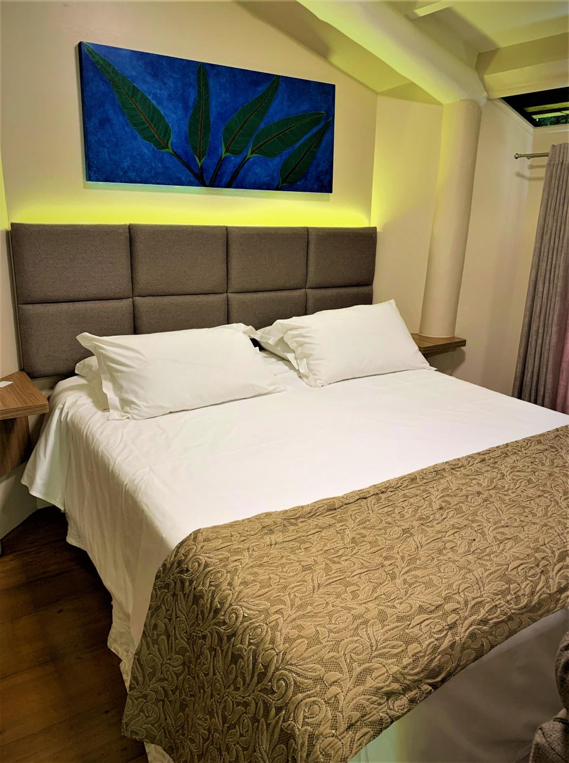 Bungalow (2 Adults)