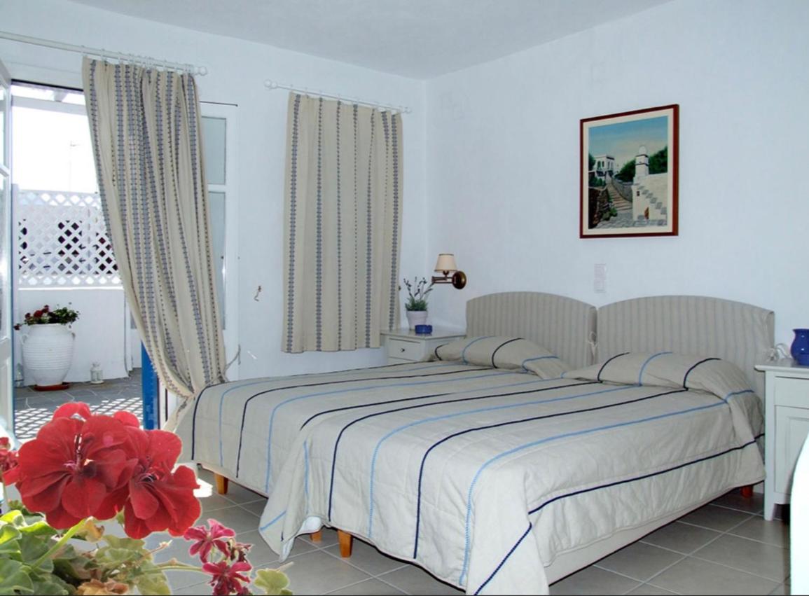 Double or Twin Room with Mountain View photo 2