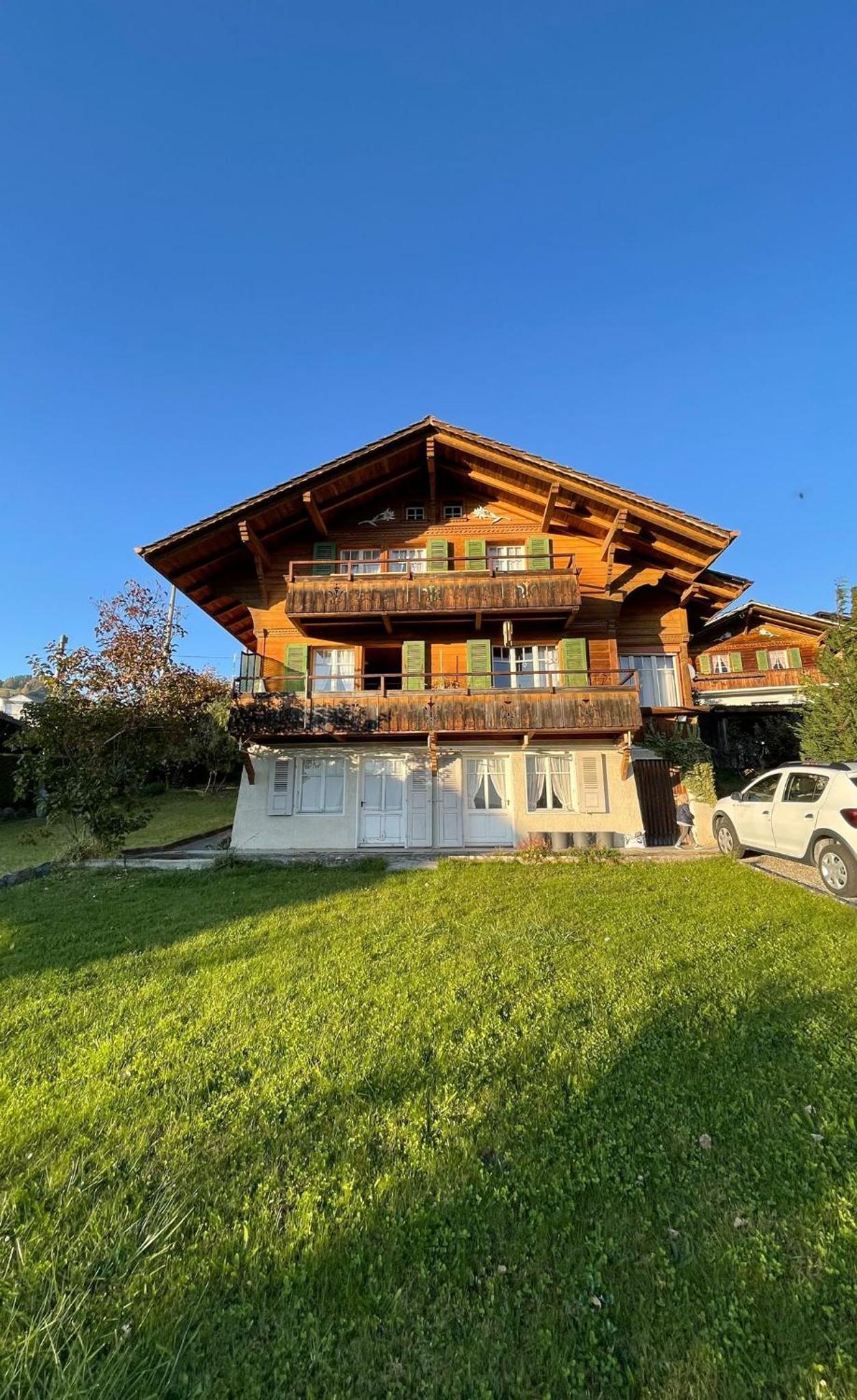 Three-Bedroom Chalet photo 3