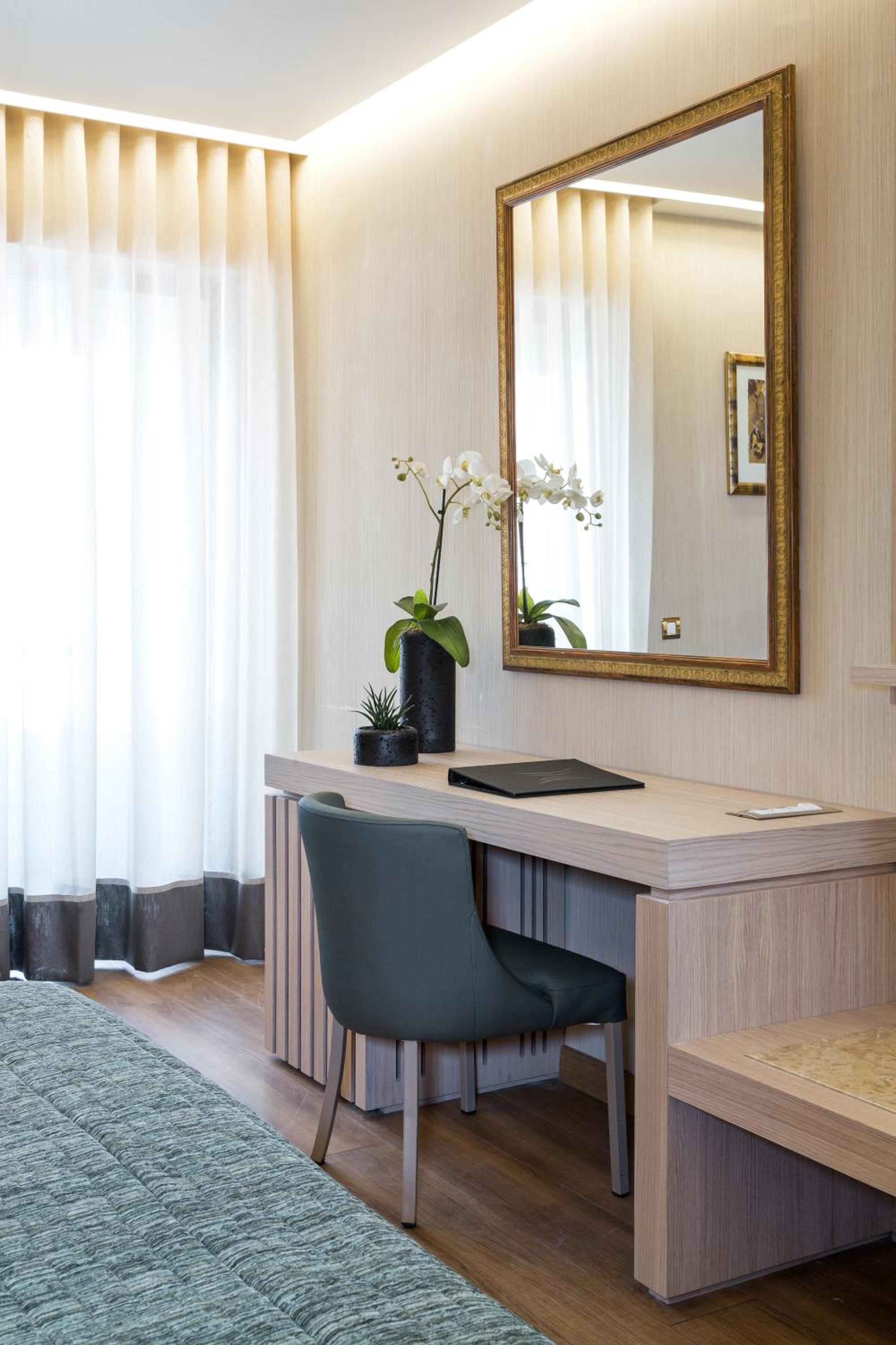 Executive Triple Room photo 2
