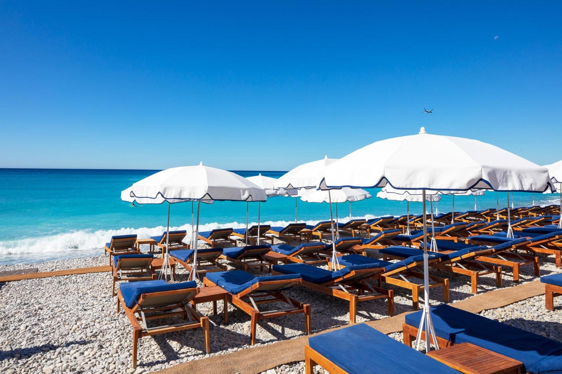 Deluxe Room with Terrace with Beach Package