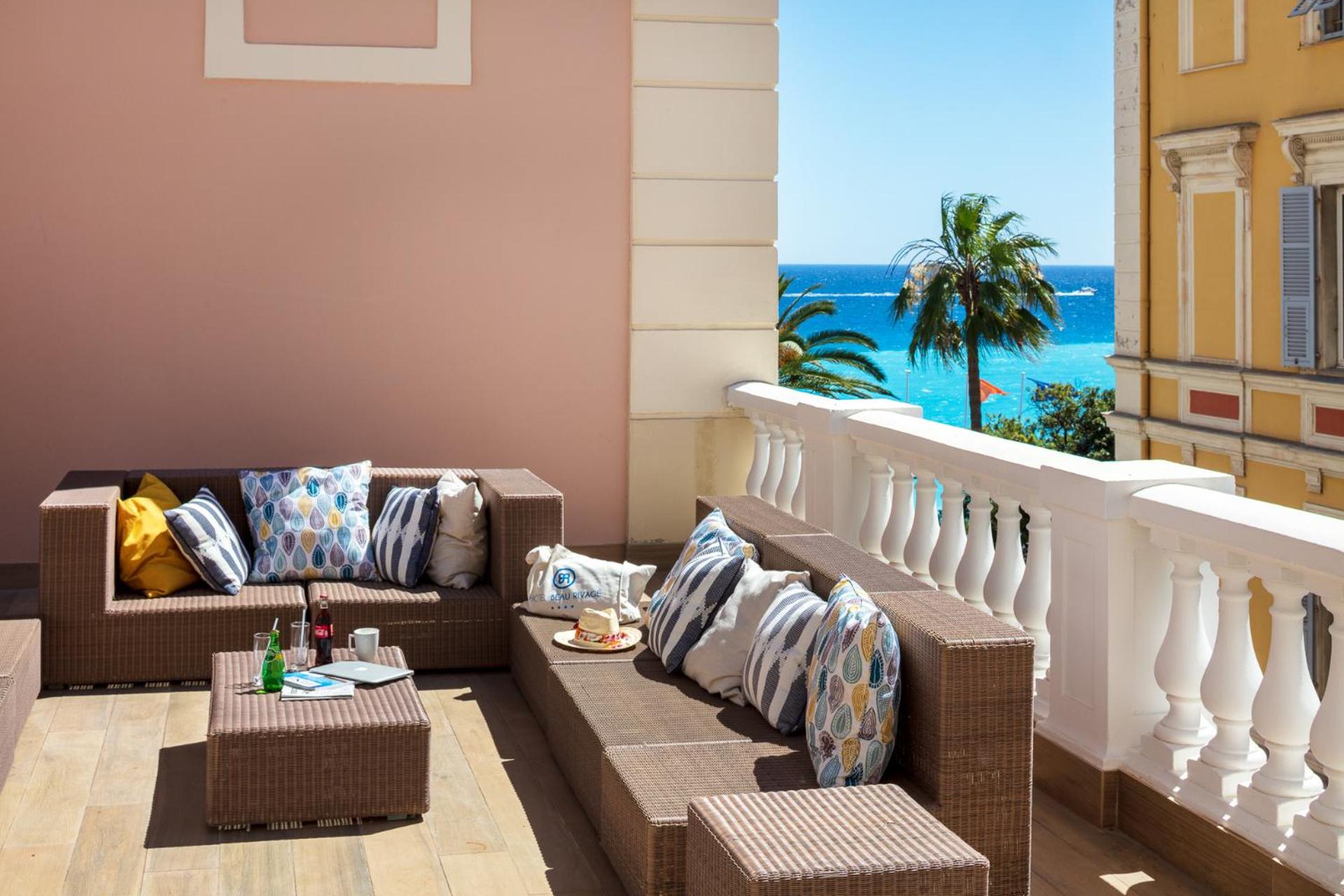 Junior Suite with Terrace and Beach Package photo 3