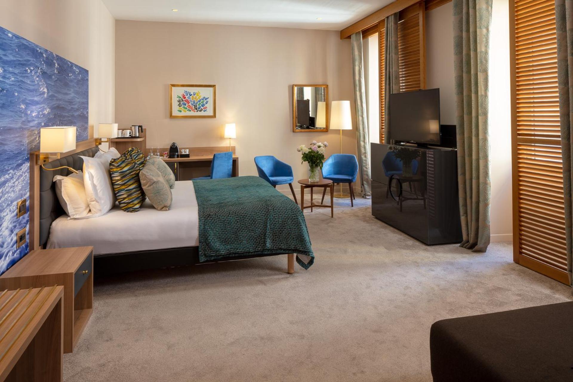 Executive Room - Photo 1