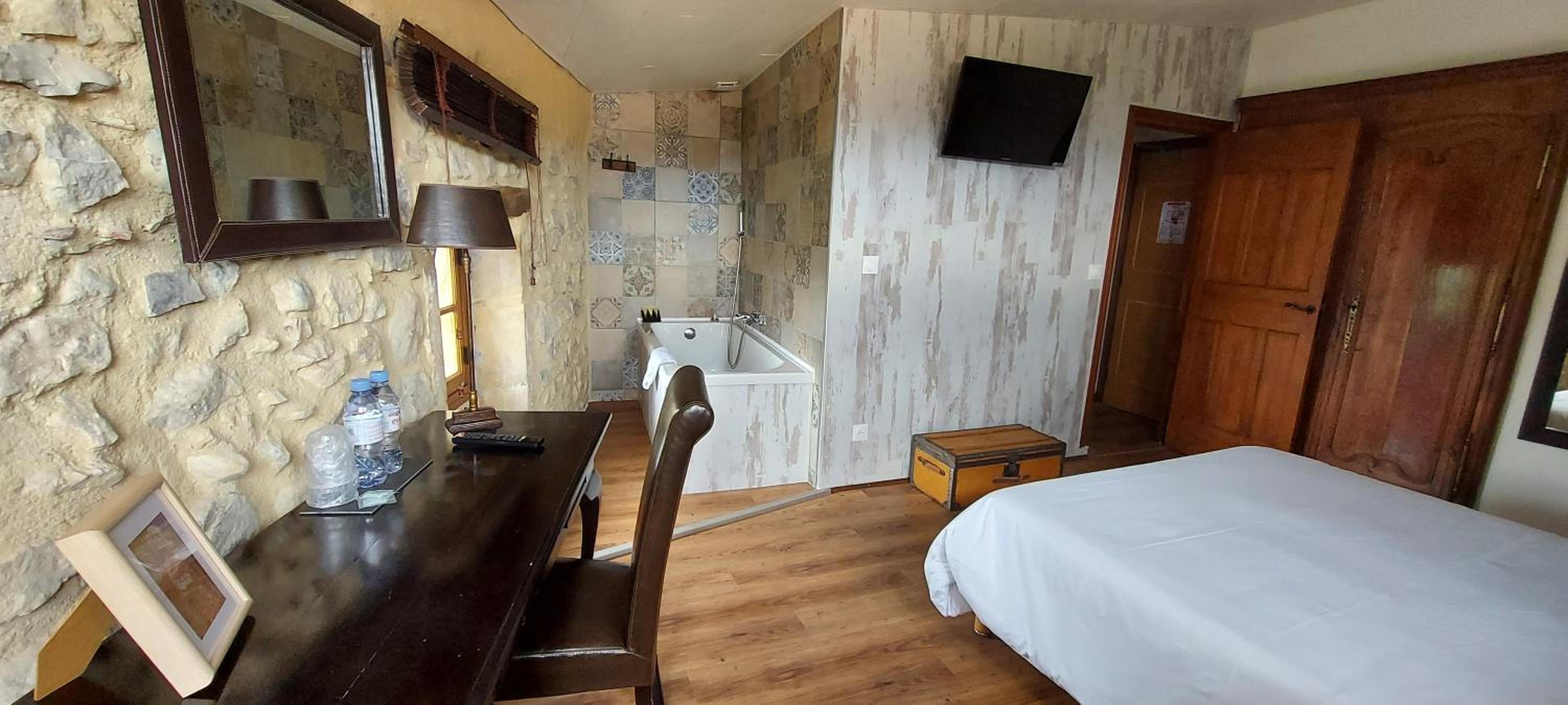 Superior Double Room photo 1