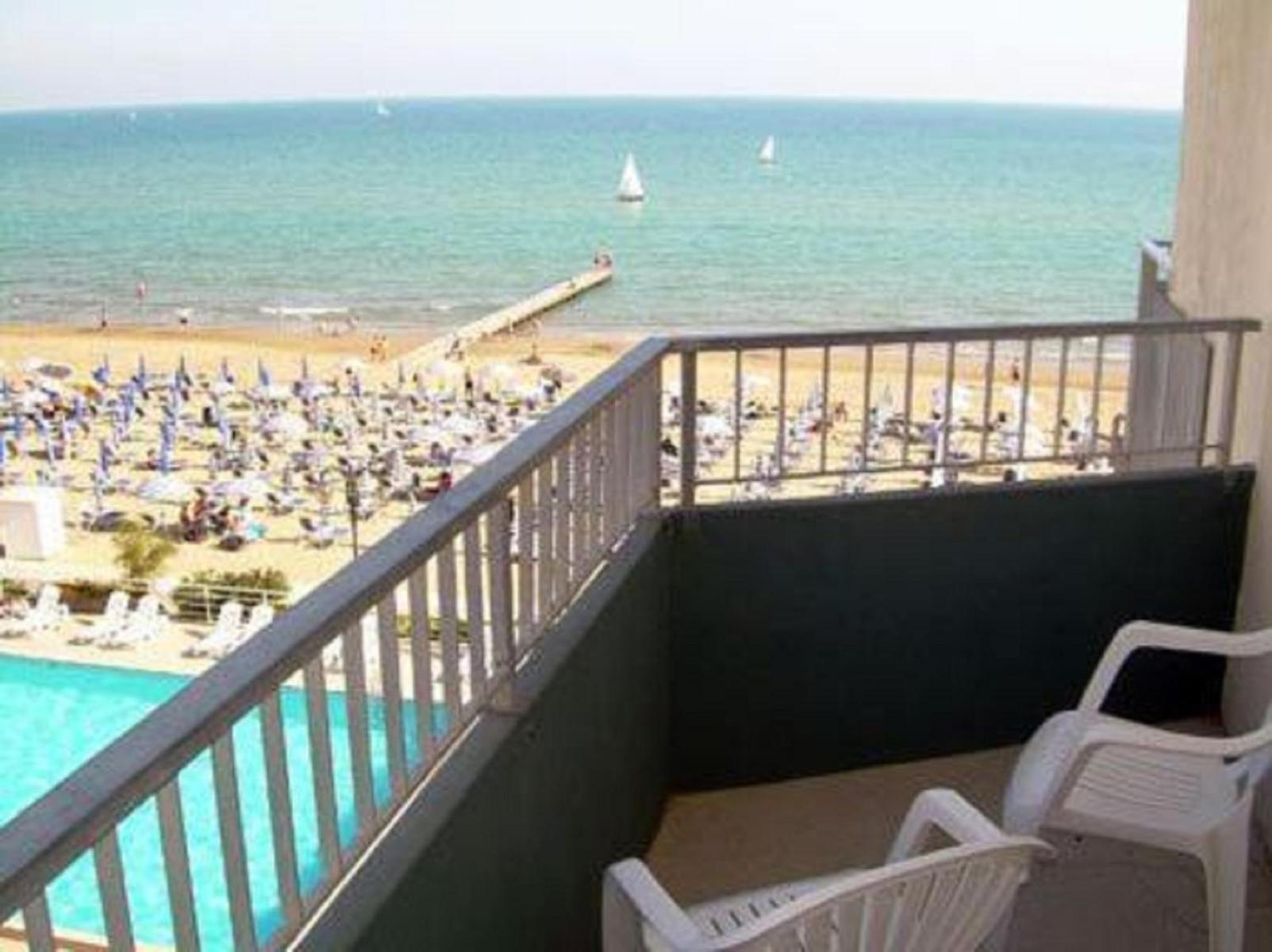 Double Room with Sea View photo 1