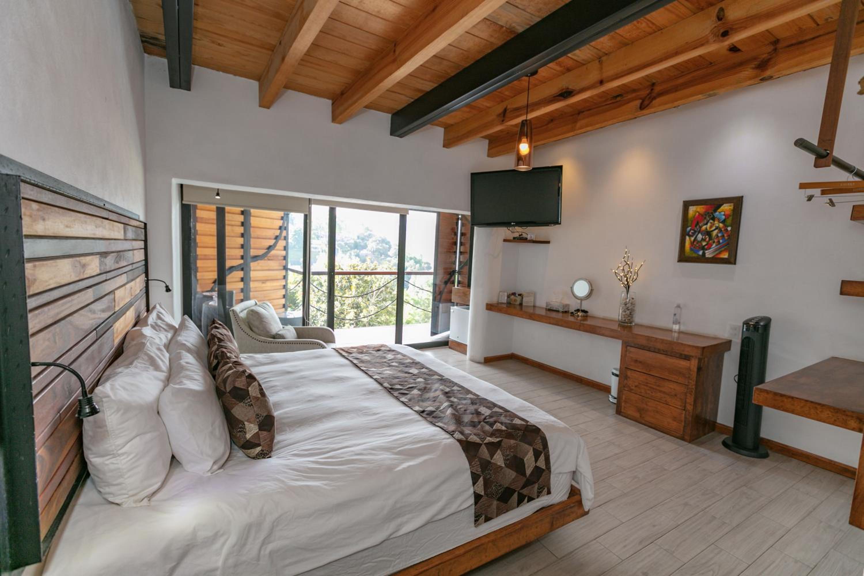 King Suite with Sea View - Photo 4