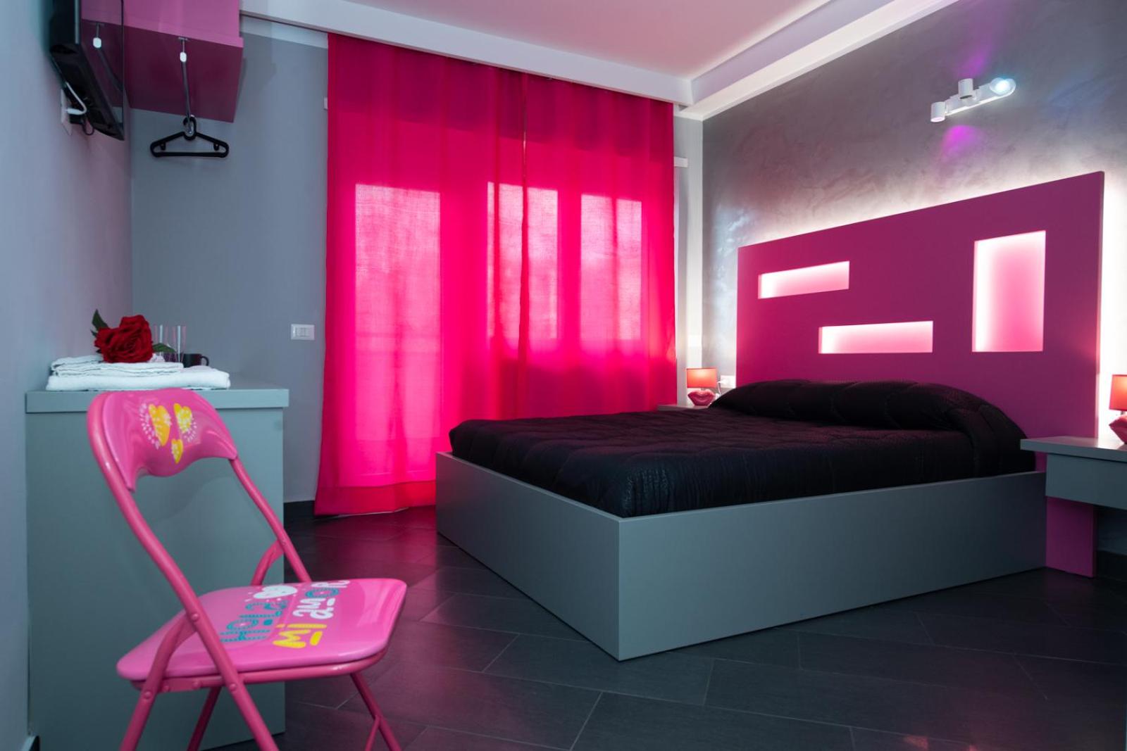 Deluxe Double Room with Balcony photo 1