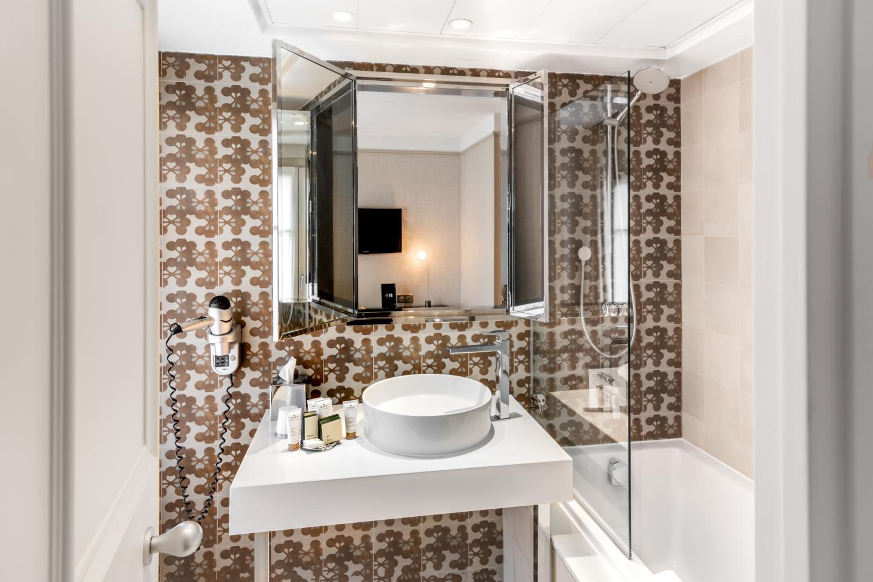 Junior Suite thumbnail 5