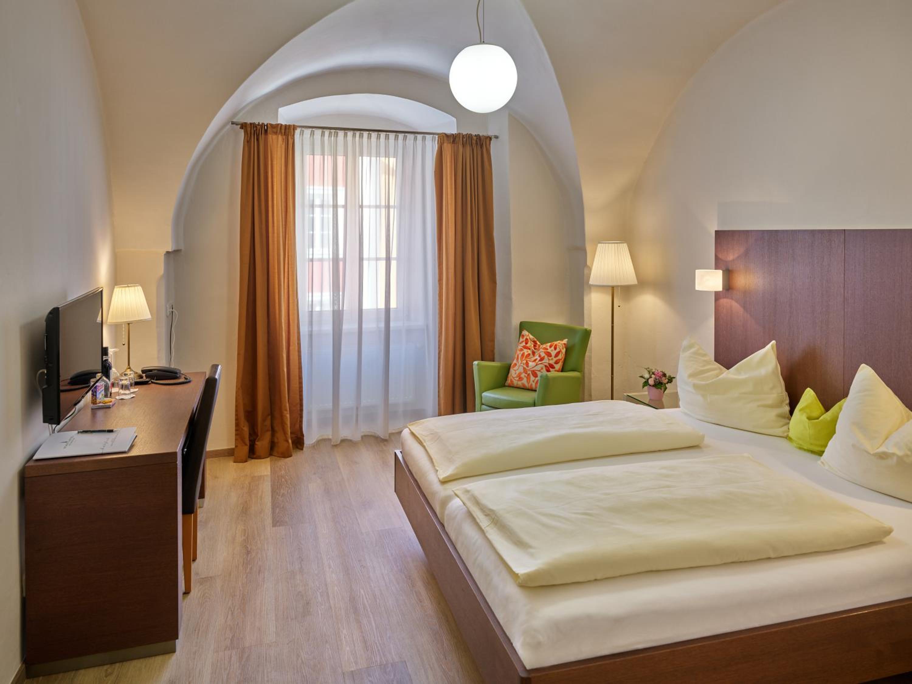 Double Room - Photo 3