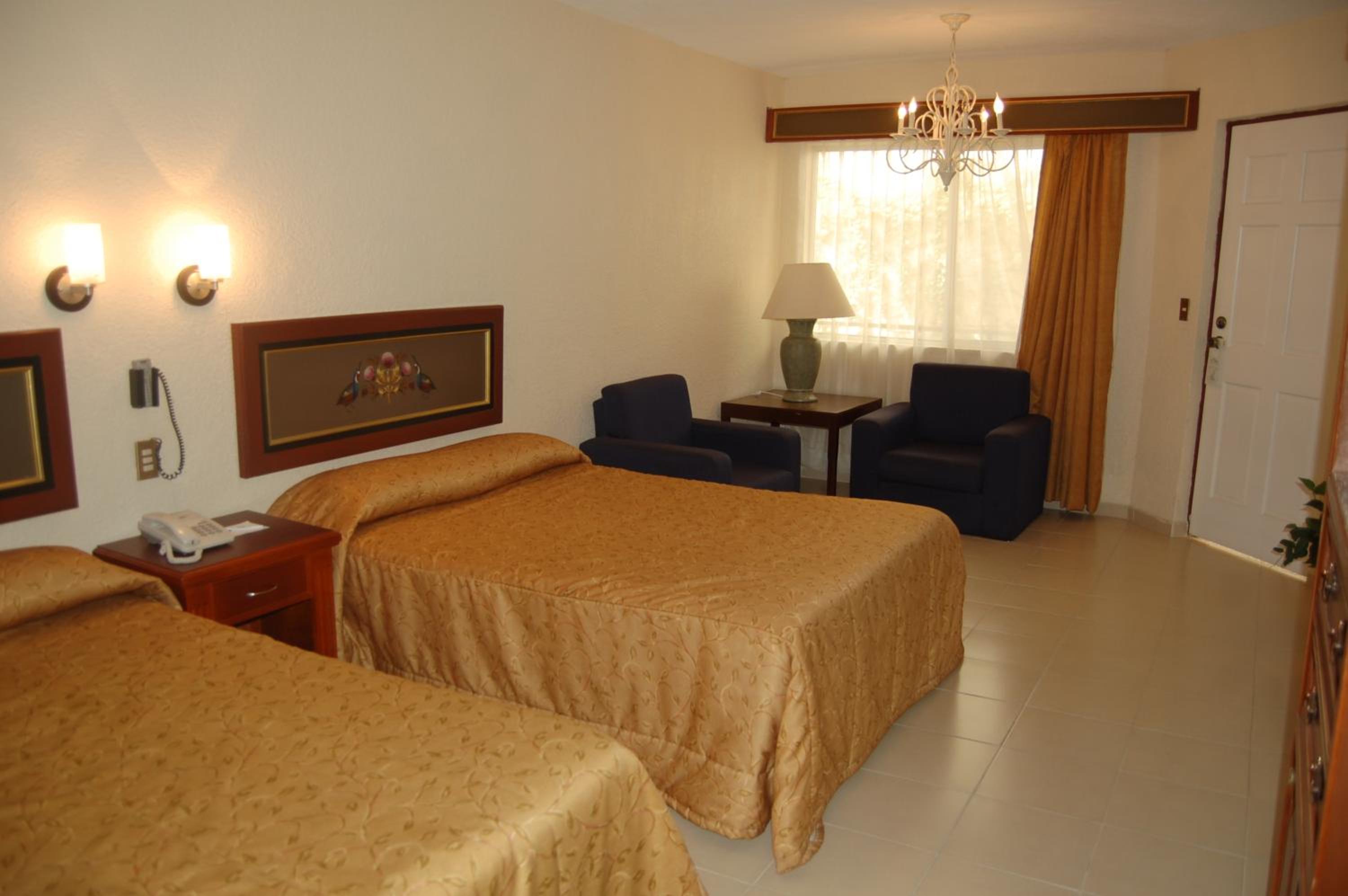 Double Room with Two Double Beds photo 1