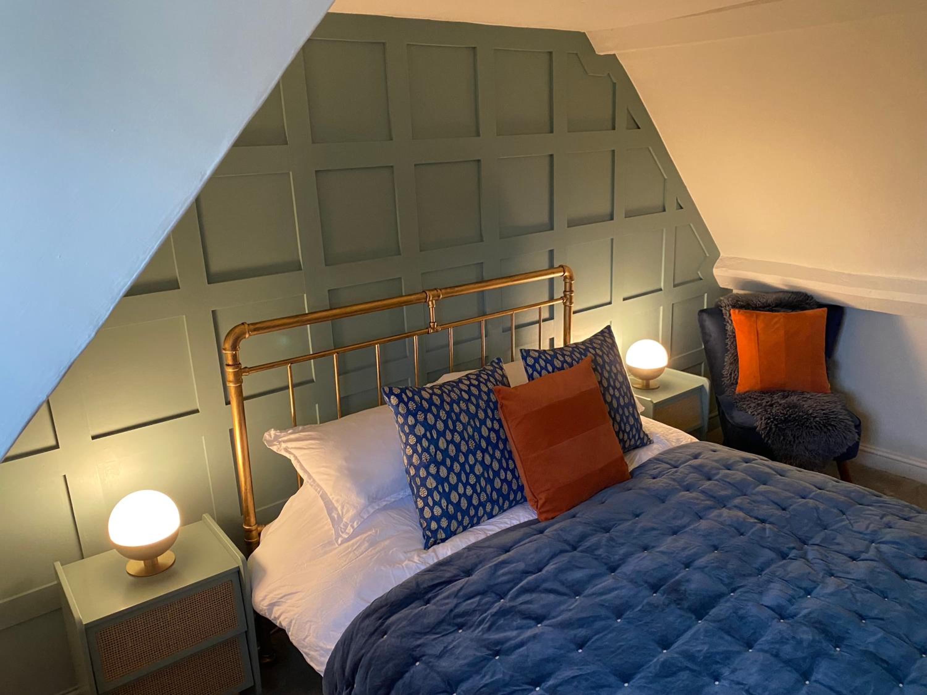 Standard King Room