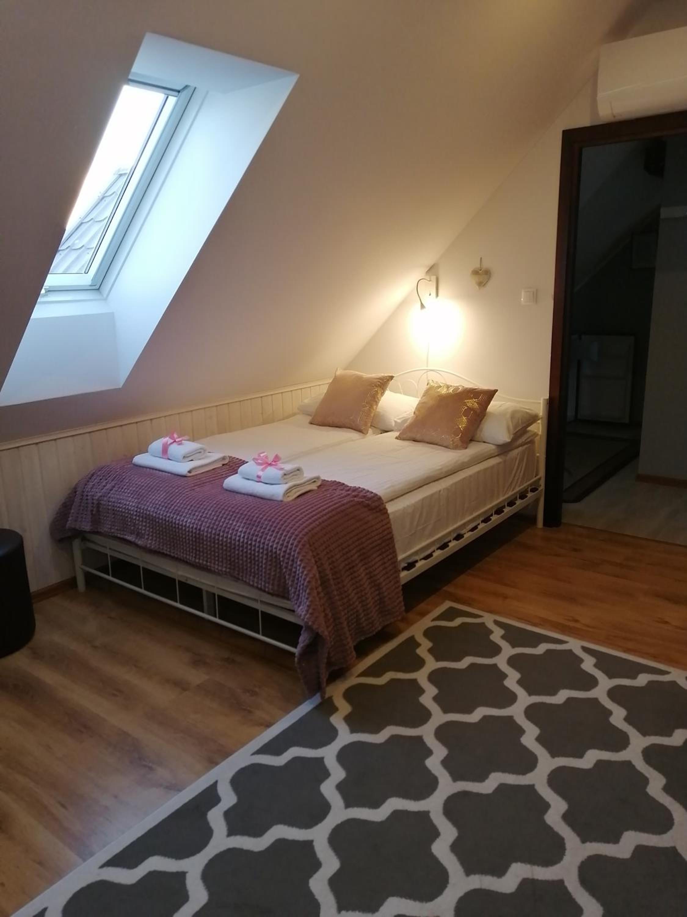 Studio Apartment photo 3