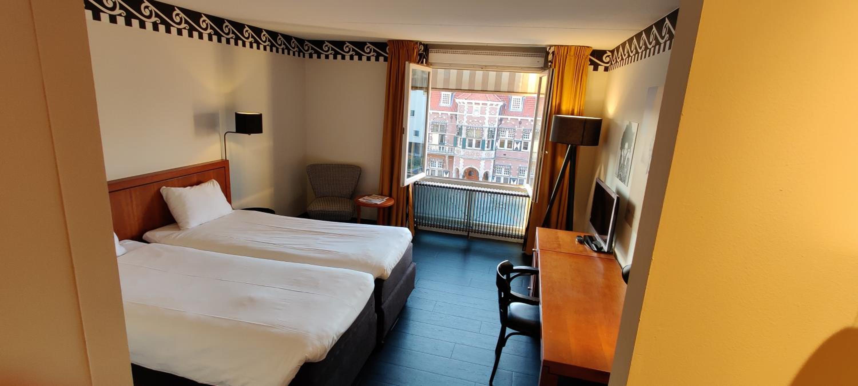 Comfort Double Room With View - Photo 2