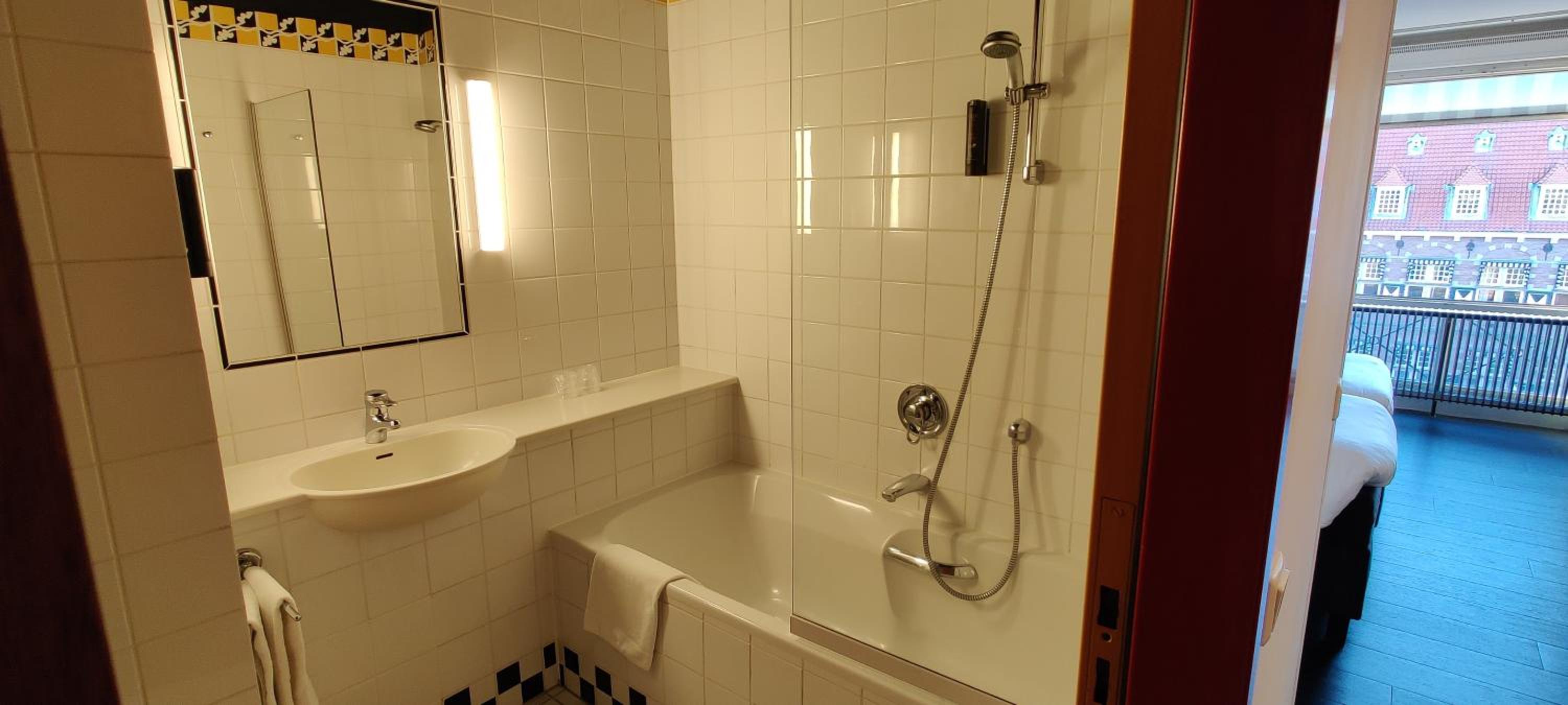 Comfort Double Room With View - Photo 3
