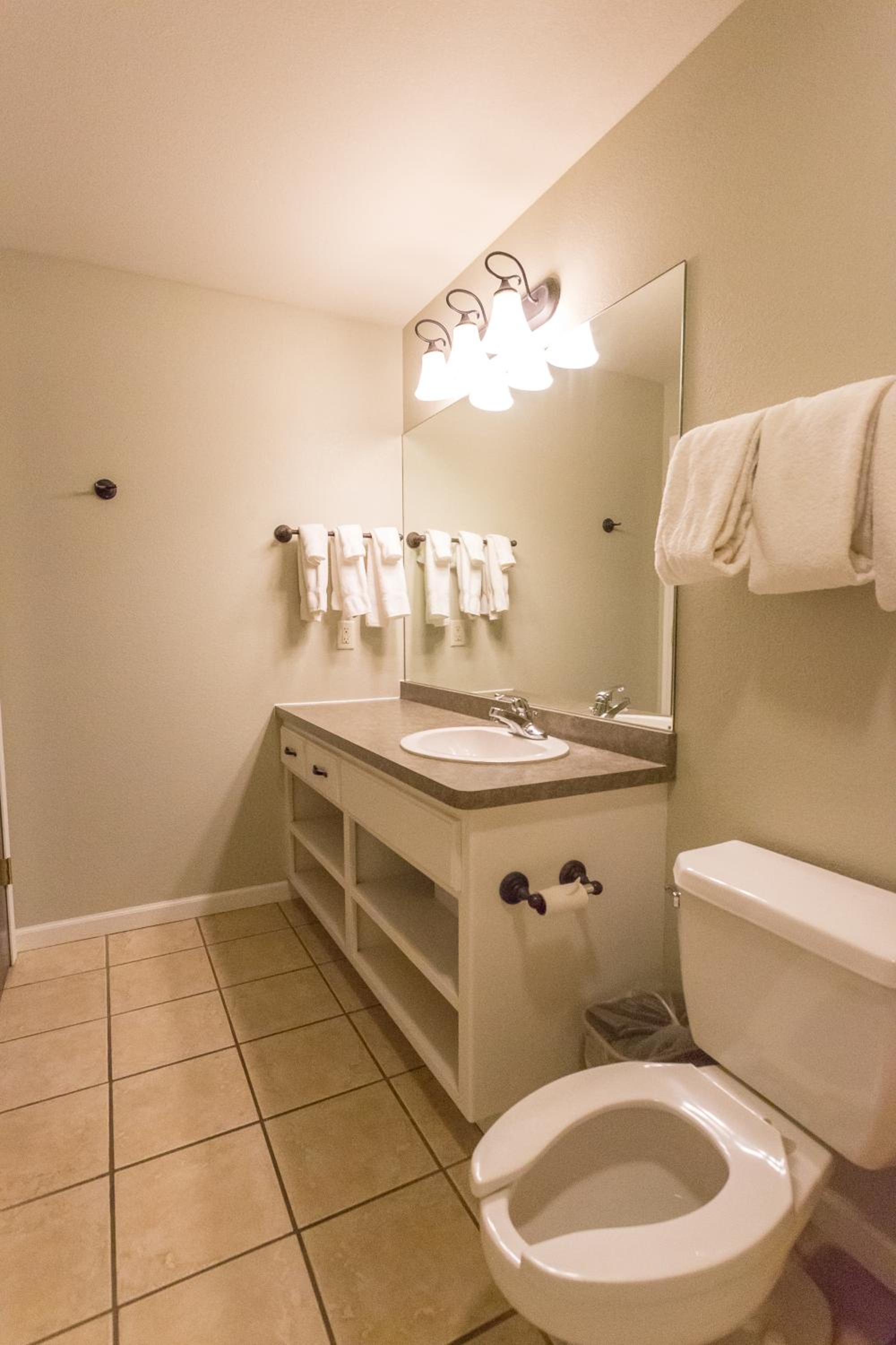 Two-Bedroom Apartment - Photo 10
