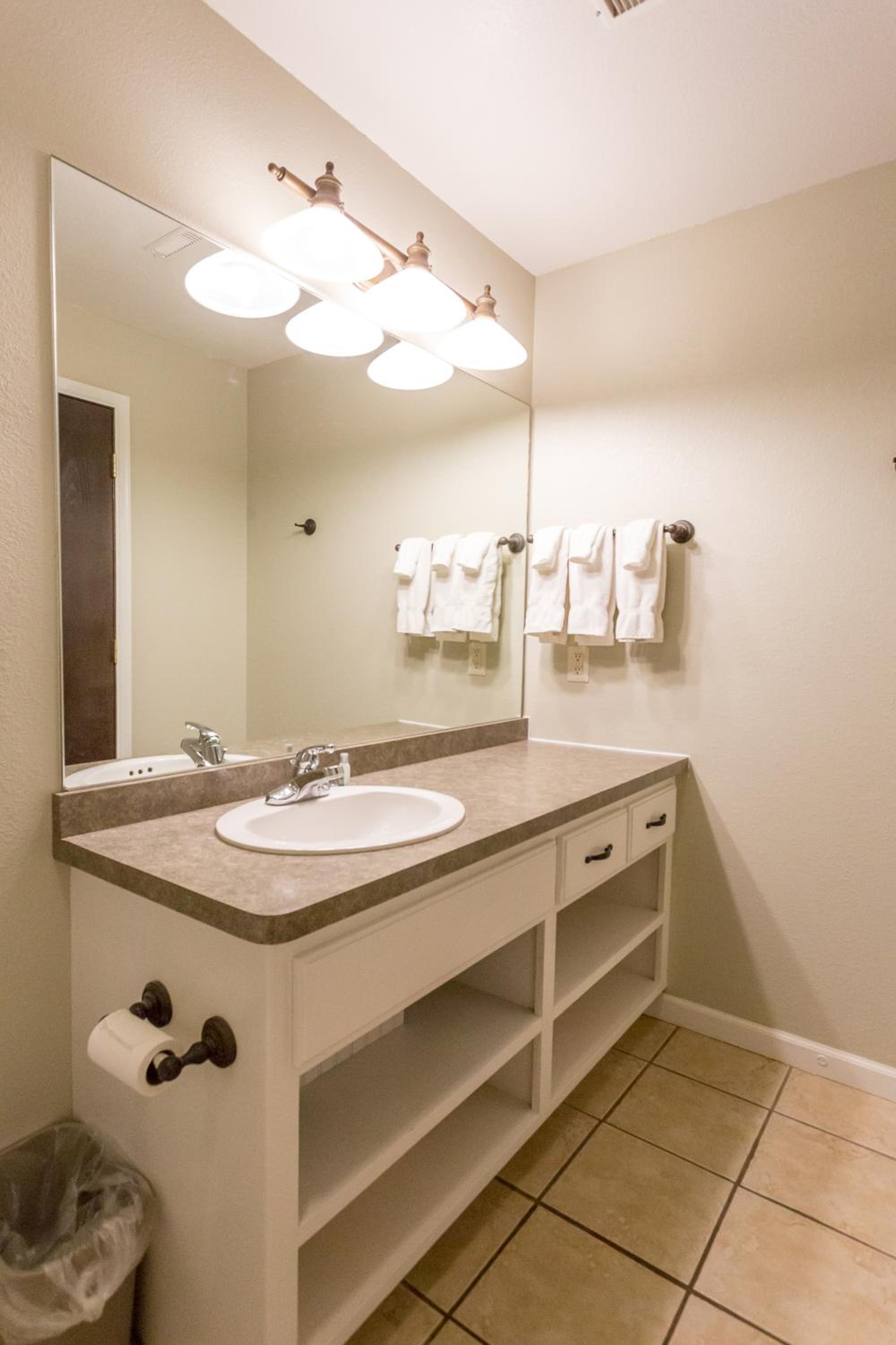 Two-Bedroom Apartment - Photo 15