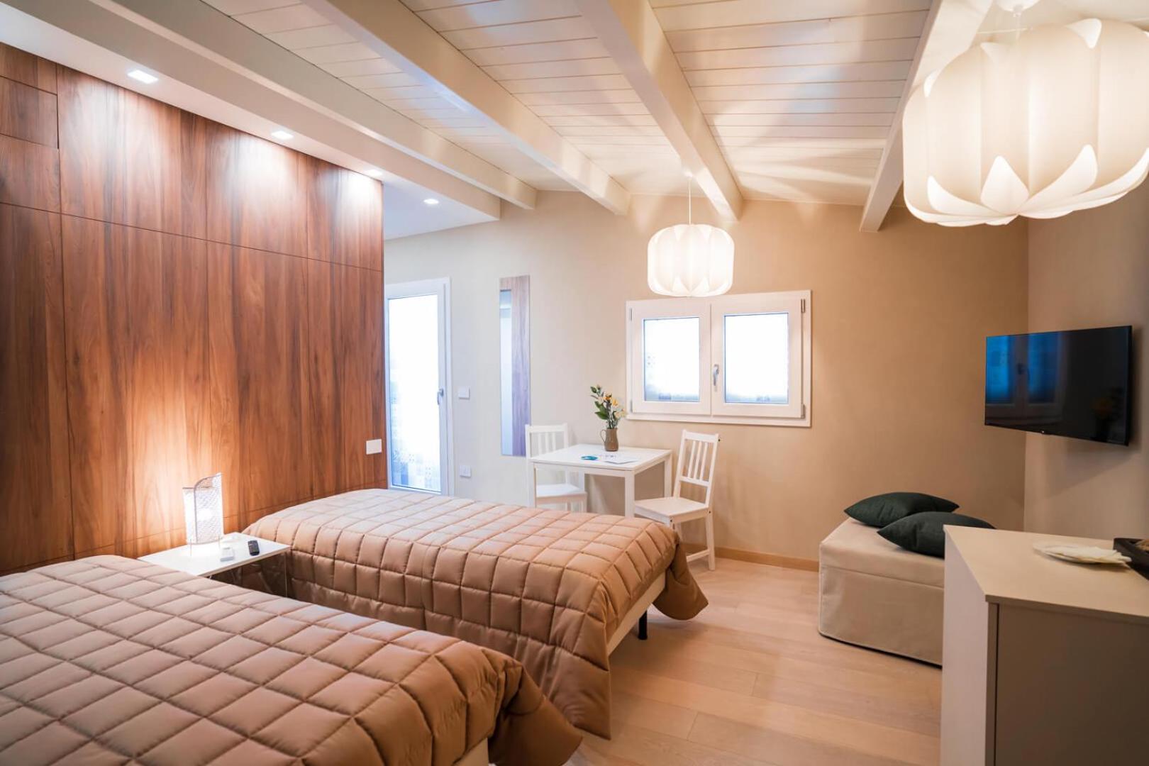 Triple Room with Terrace - Photo 3