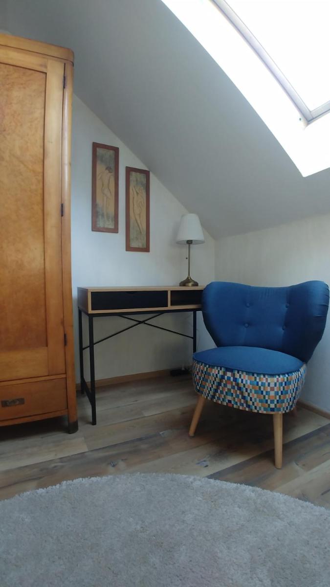 One-Bedroom Apartment - Photo 6