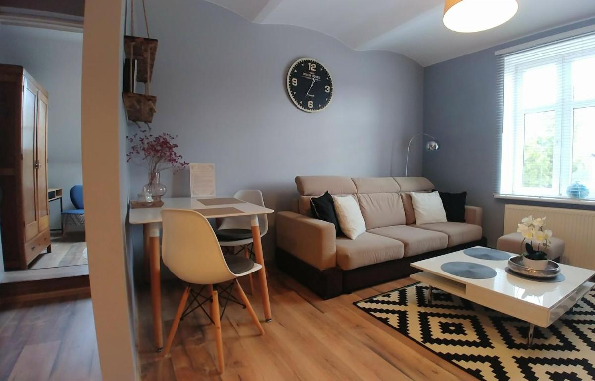 One-Bedroom Apartment - Photo 7