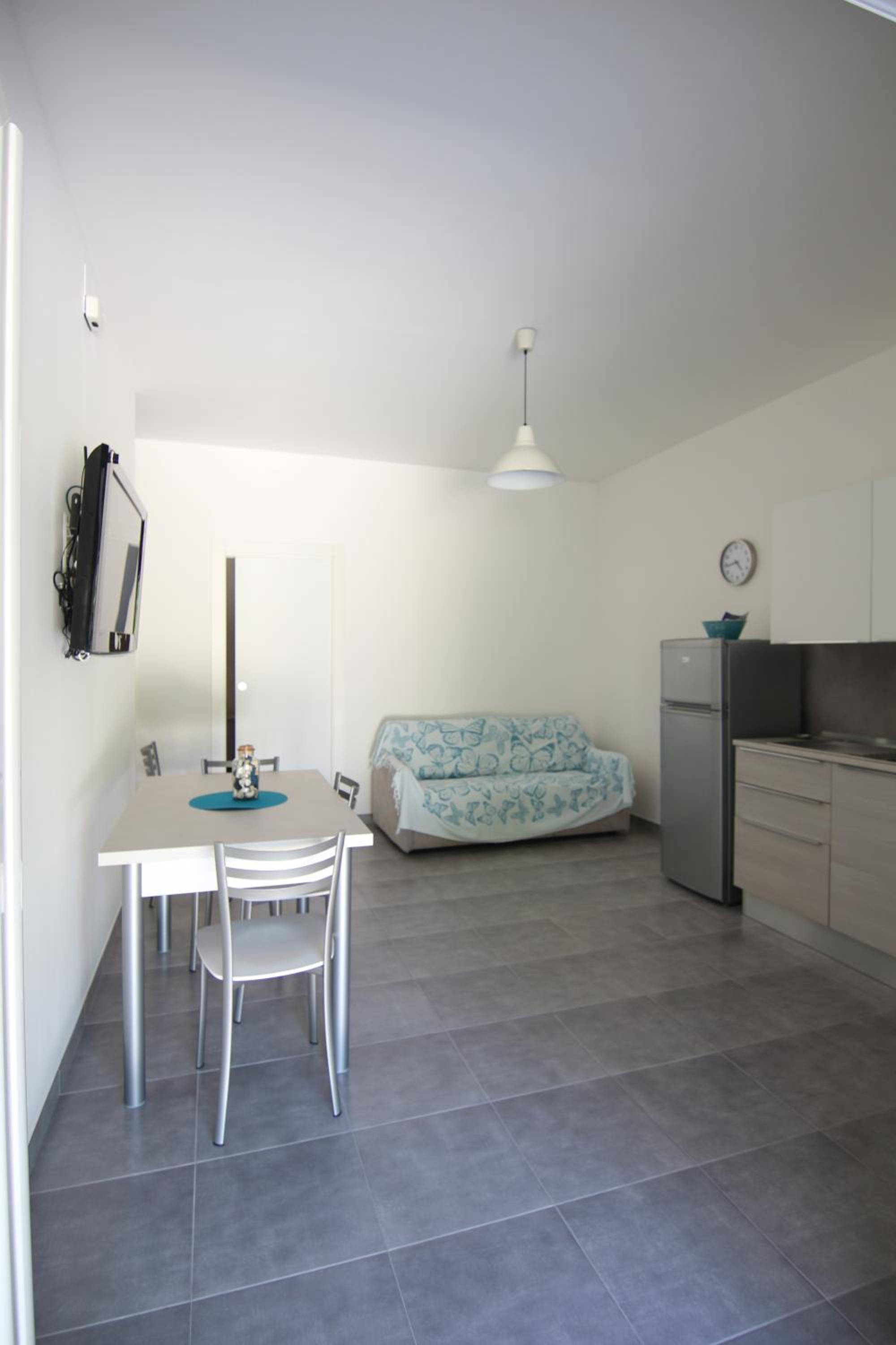 Apartment - Ground Floor photo 3