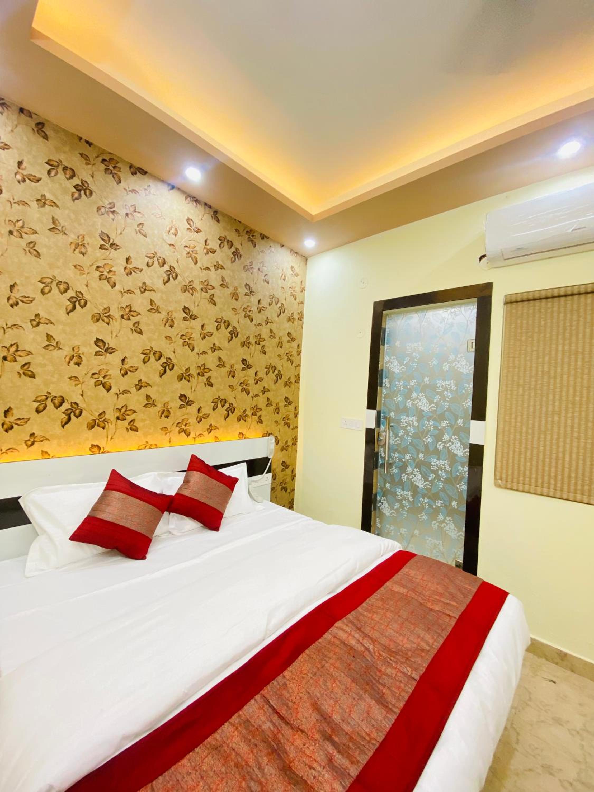 Deluxe Double Room photo 2