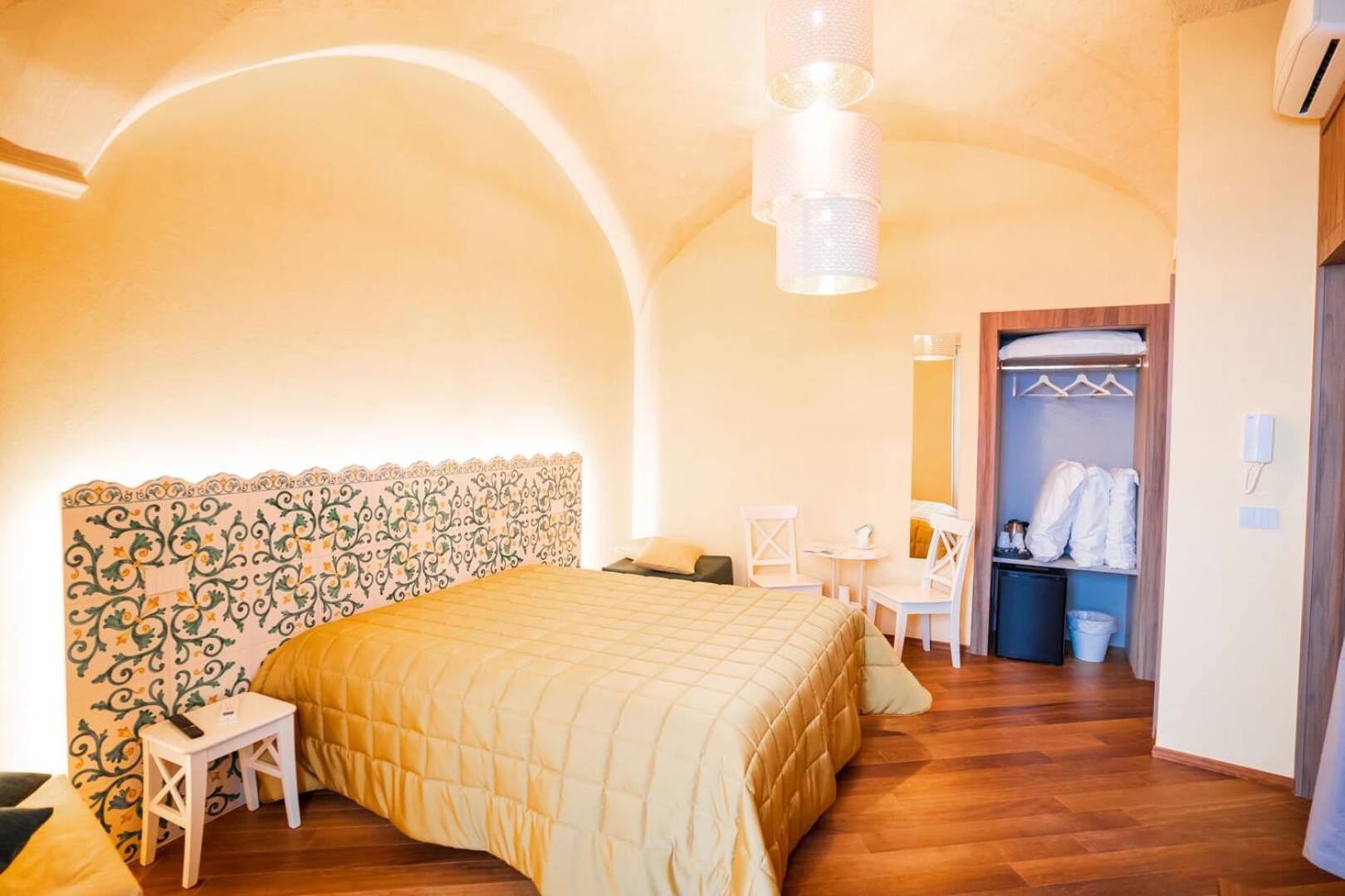 Deluxe Double or Twin Room with Spa Bath - Photo 3