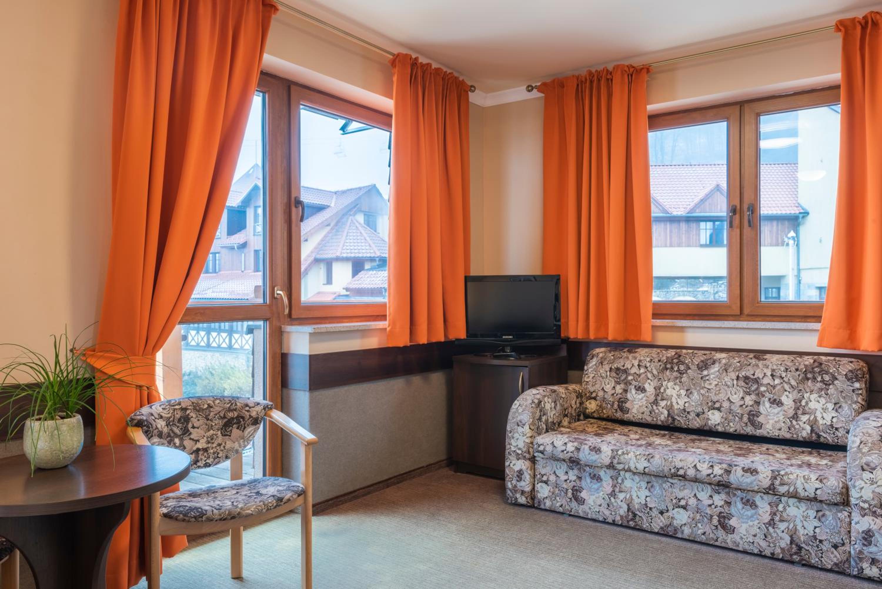 Triple Room with Balcony - Photo 4