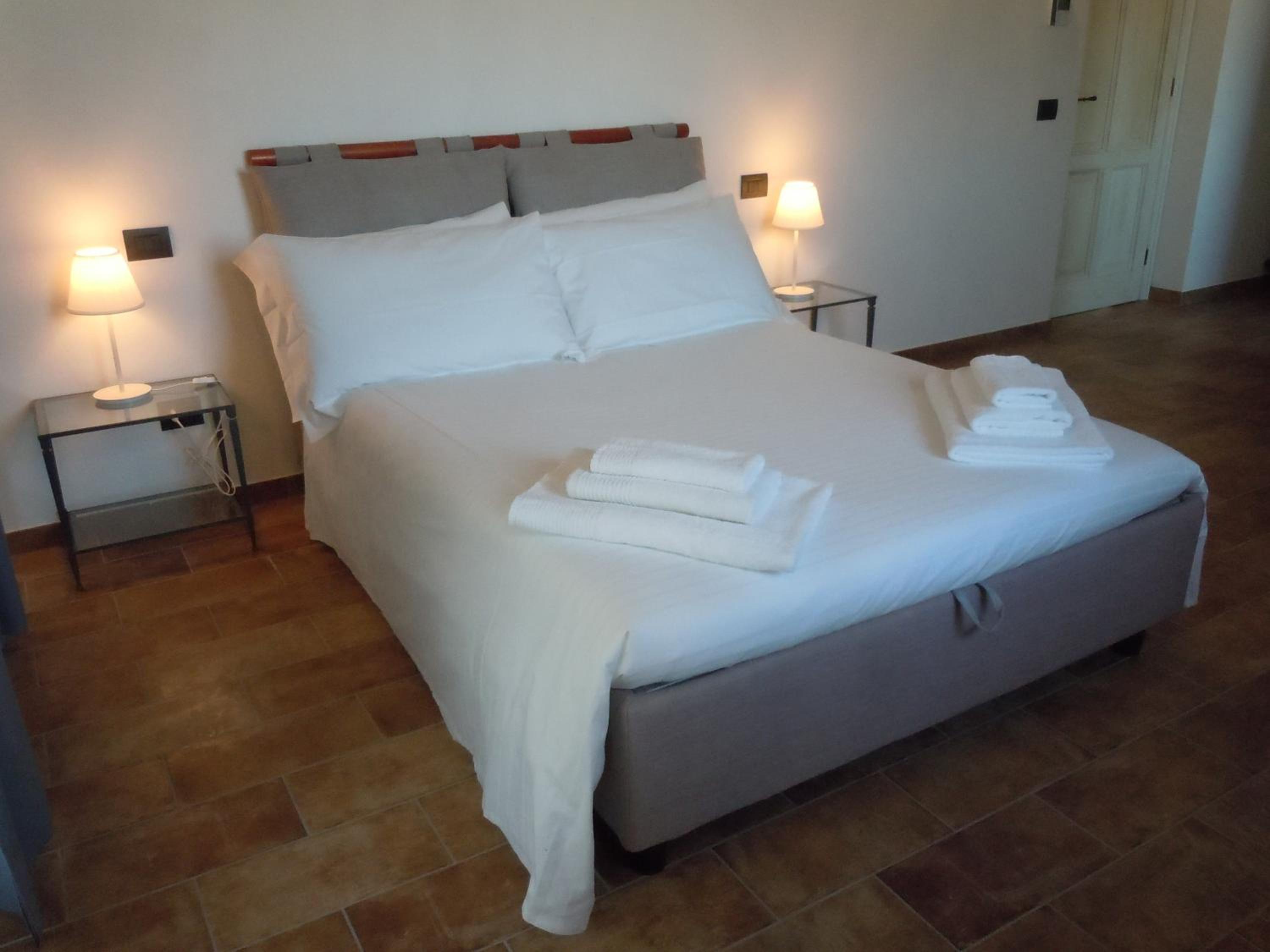 Double Room with Balcony photo 2