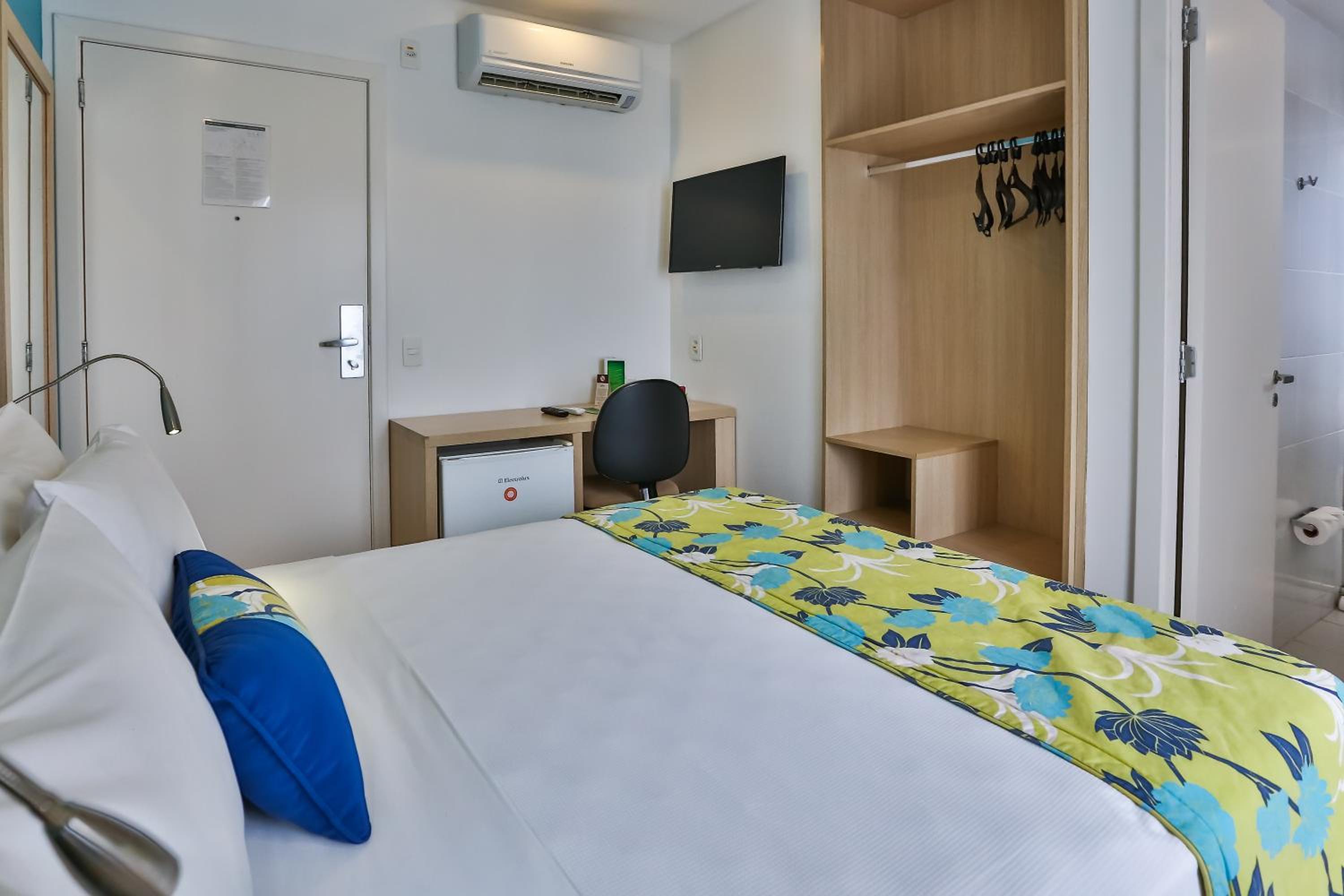 Business Class Suite