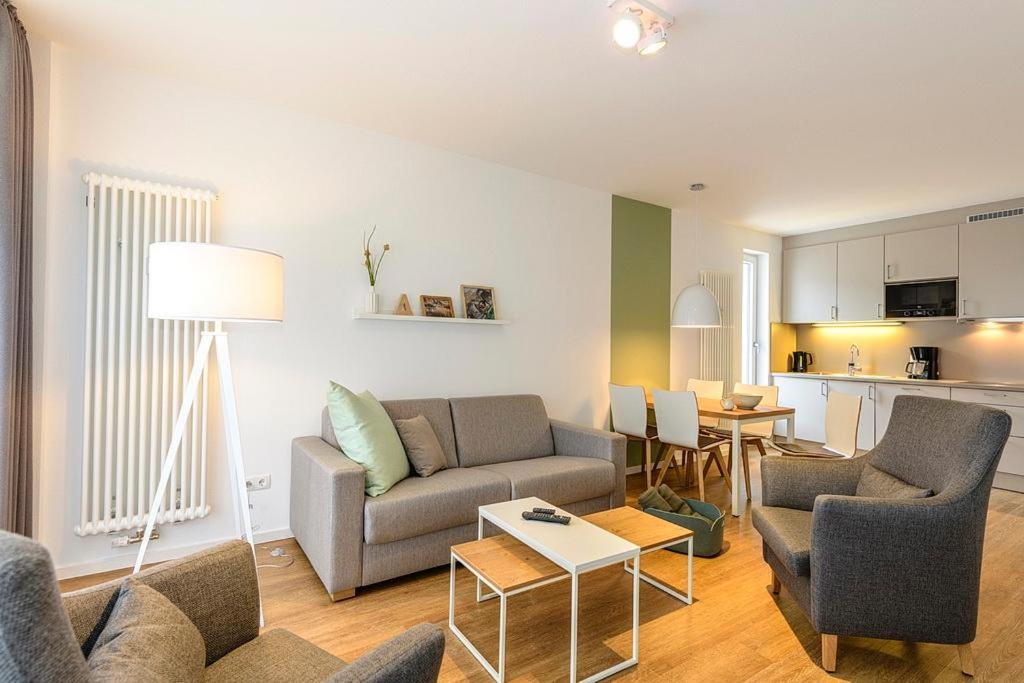 Apartment with Terrace photo 1