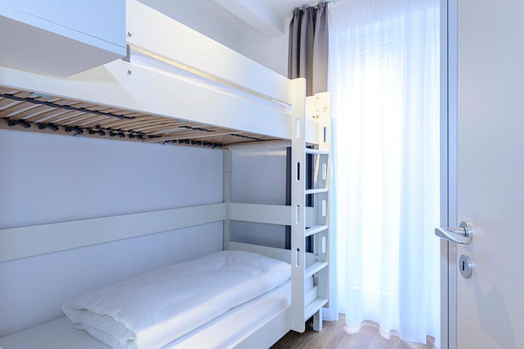 Apartment with Terrace photo 3