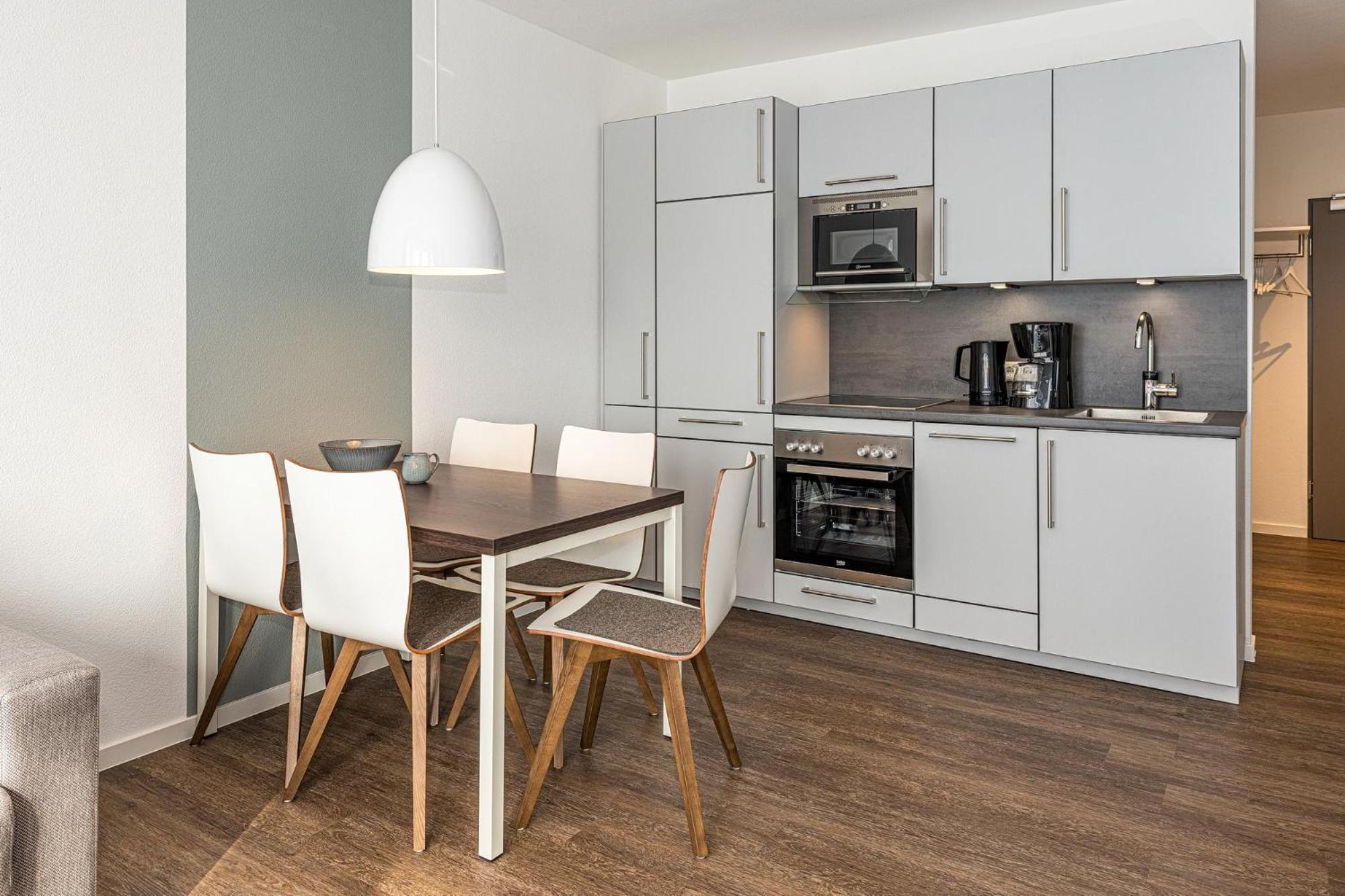 Apartment with Terrace photo 3