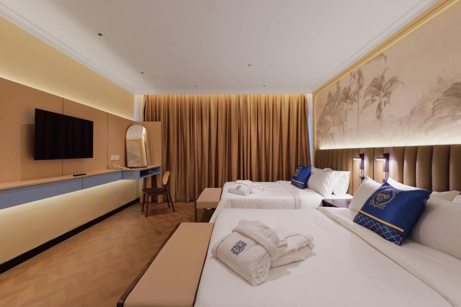 Premier Twin (Newly Renovated)